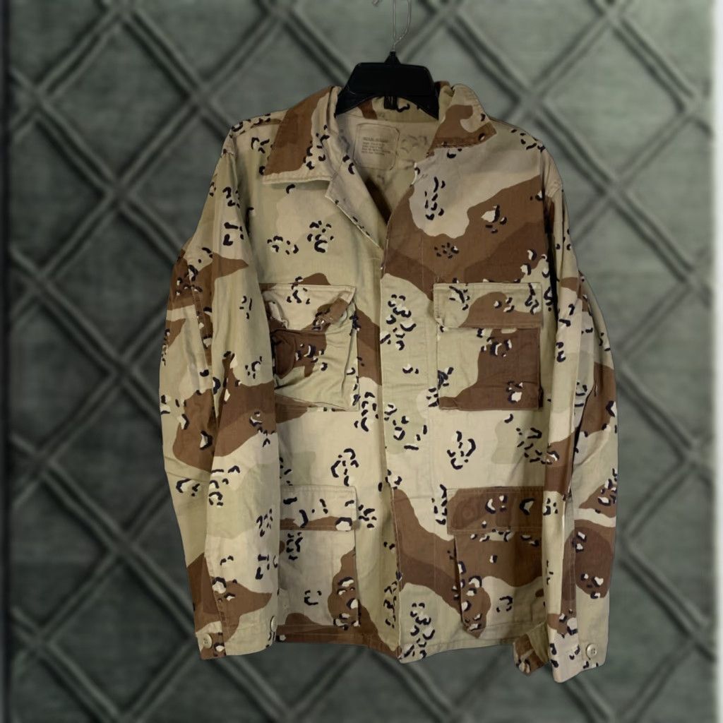 CHOCOOLATE VINTAGE US ARMY Camouflage Combat Shirt Jacket M Men's Beige Desert Chocolate Chip 90s Military Jacket Clothing Hiking Hunting Size US M / EU 48-50 / 2 - 1 Thumbnail