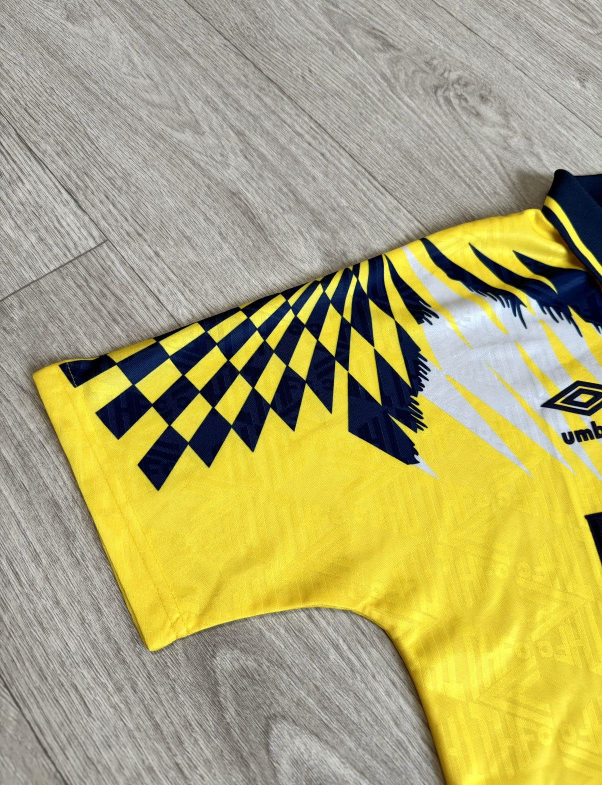 Umbro 🔷Retro Umbro Tottenham 1991/95 Soccer jersey🔷 Size US L / EU 52-54 / 3 - 5 Thumbnail