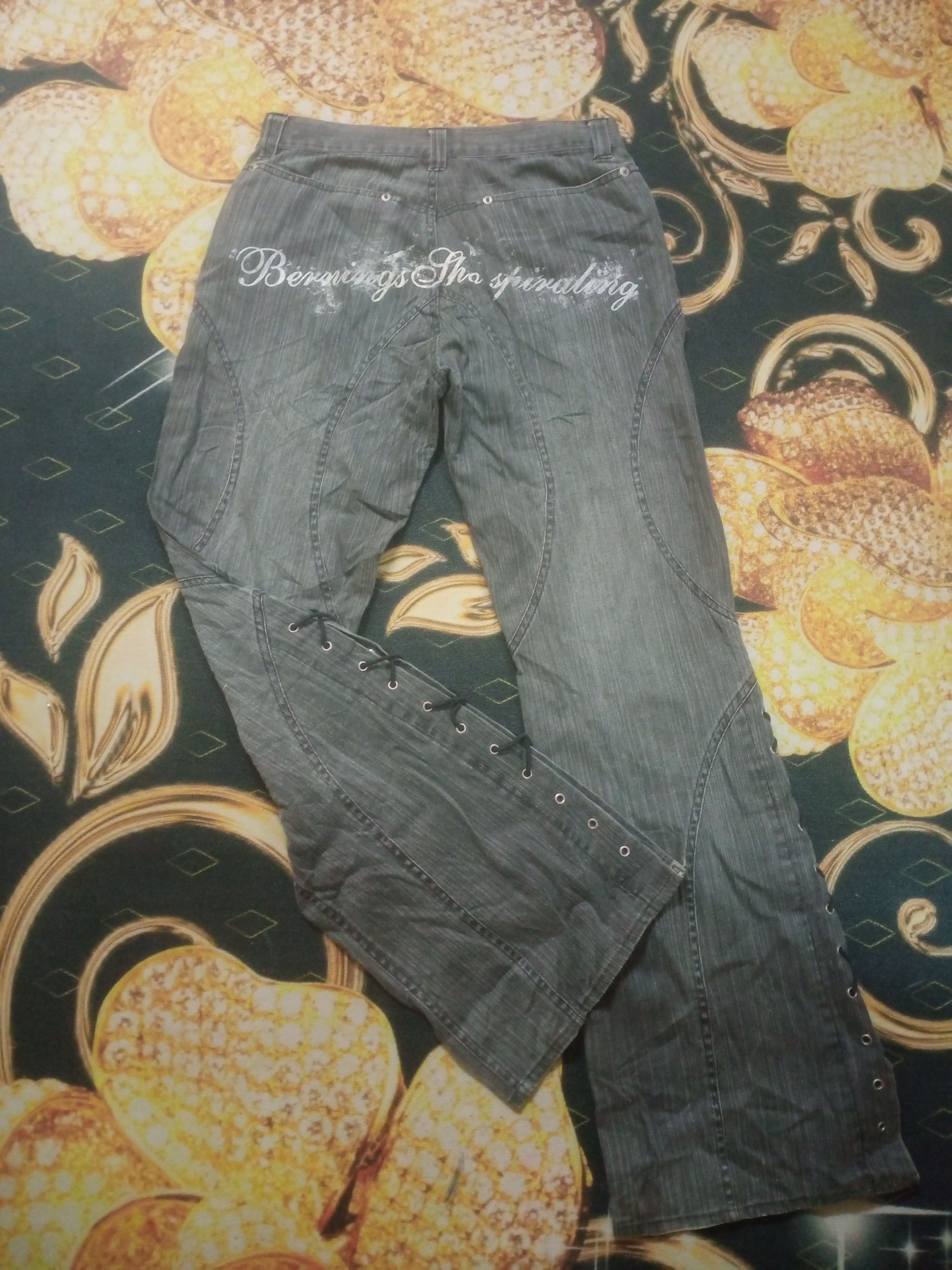 Hysteric Glamour Rare Japanese Brand Bernings Sho Flare Denim Size US 28 / EU 44 - 1 Thumbnail