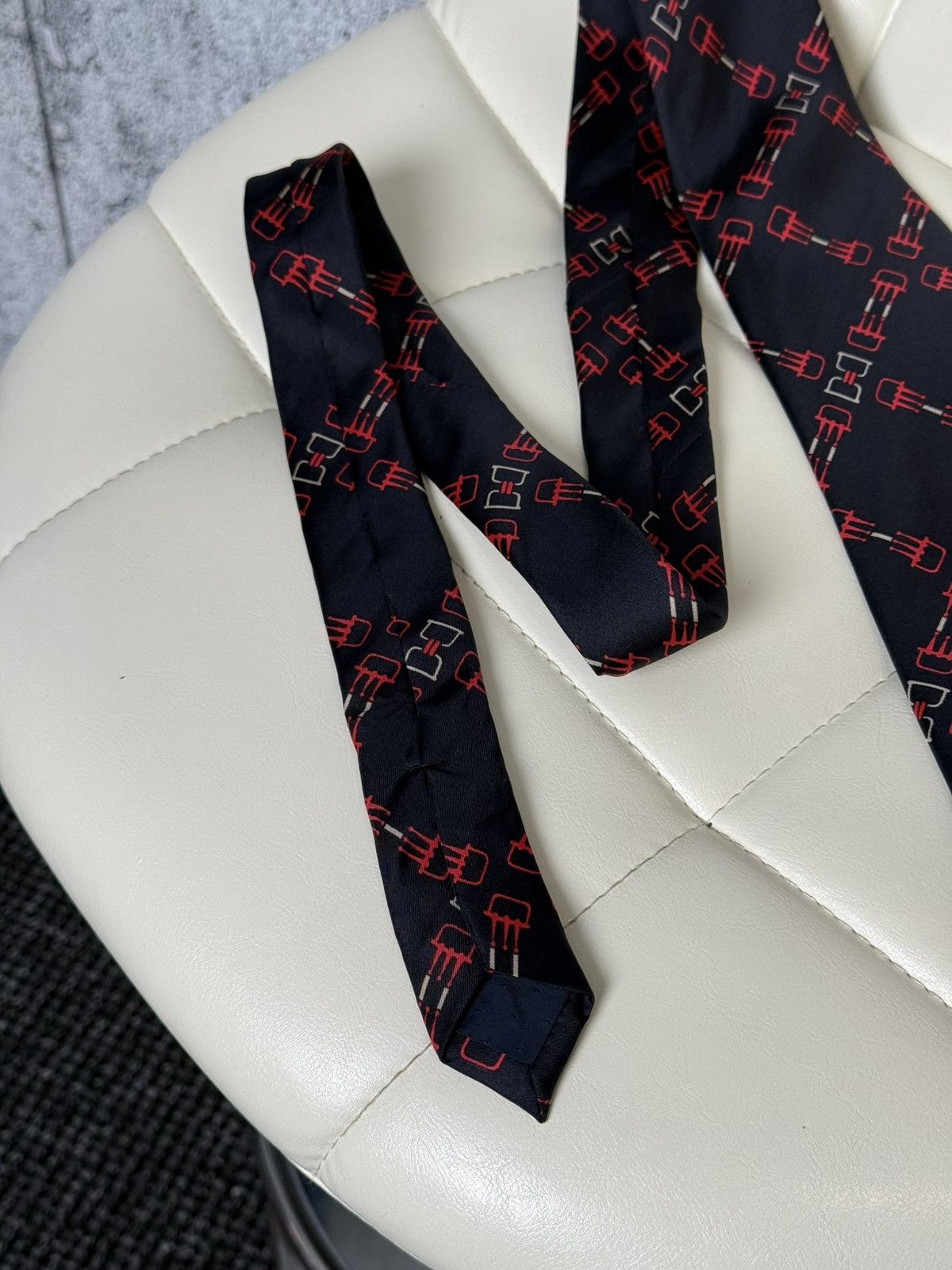 Celine Vintage CELINE Paris Silk Tie Geometric Pattern Necktie Size ONE SIZE - 14 Thumbnail