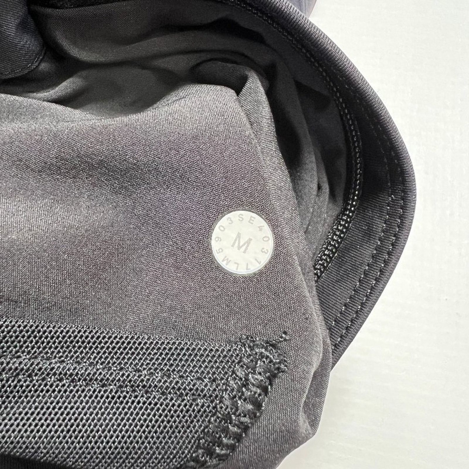 Lululemon Lululemon Great Wall Pant 32" SIZE M Melanite Gray Travel Size US 30 / EU 46 - 4 Thumbnail