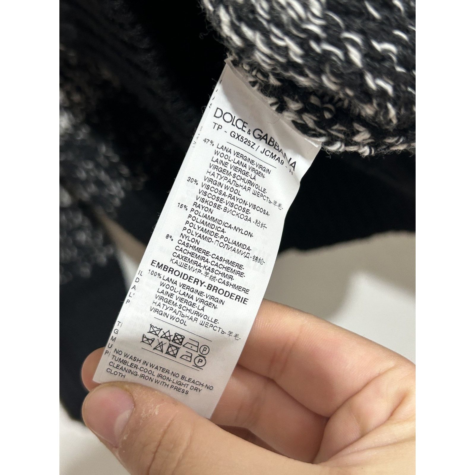 Dolce & Gabbana DOLCE & GABBANA BLACK AND BLACK REVERSIBLE FITS LIKE MEDIUM Size US M / EU 48-50 / 2 - 3 Thumbnail