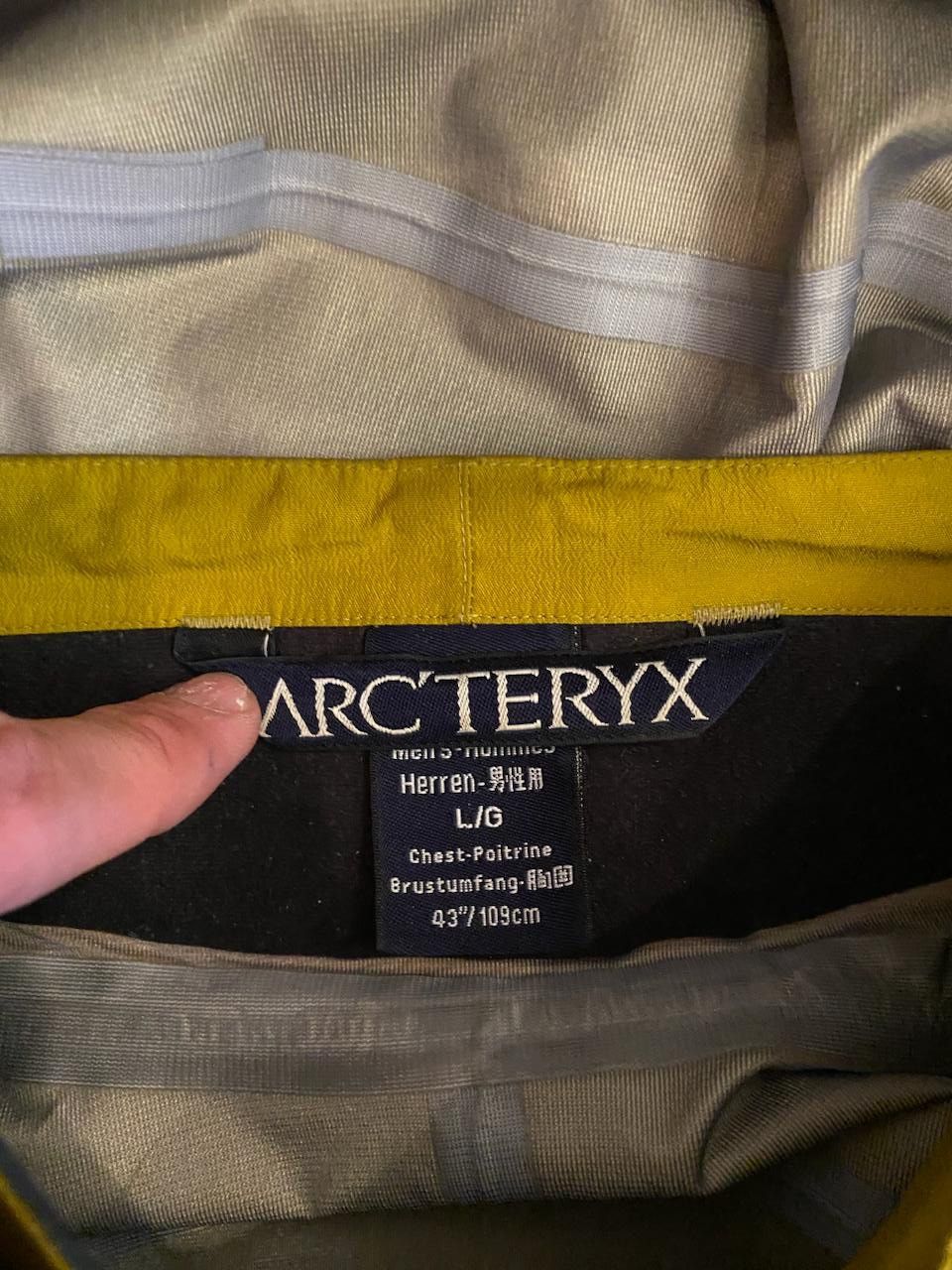 Arc'teryx Arcteryx Alpha SV Gore-Tex Jacket Vintage Technical Outdoor Size US L / EU 52-54 / 3 - 11 Thumbnail