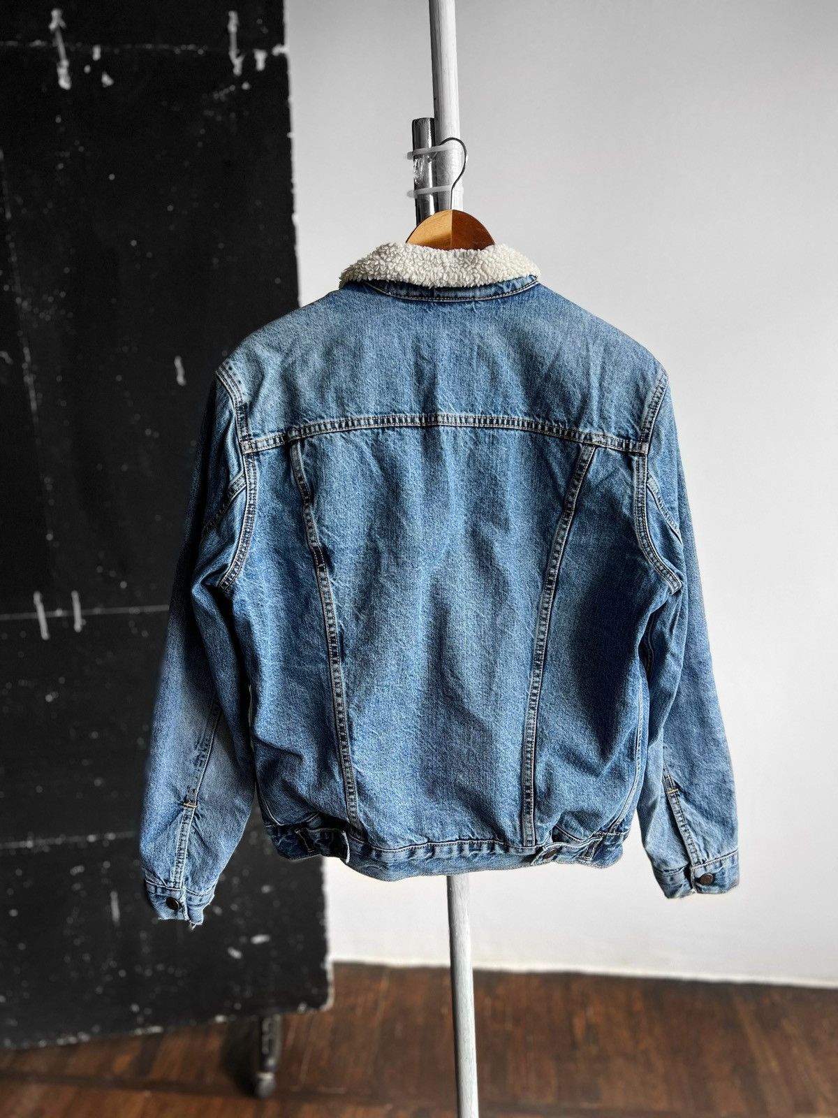 Designer × Levi's Levis Sherpa Lined Trucker Denim Blue Jacket Long Sleeve Size US S / EU 44-46 / 1 - 4 Thumbnail