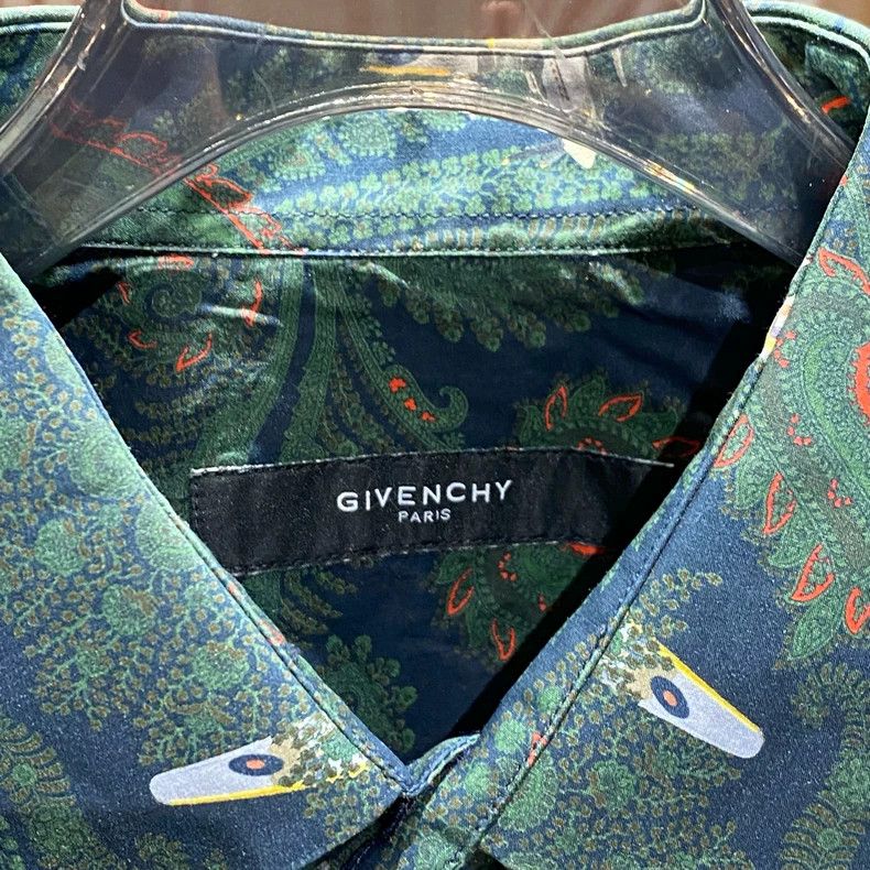 Givenchy Givenchy Size42 Green Plane Fun Flower Shirt / Size 42 / JM Size US M / EU 48-50 / 2 - 3 Thumbnail