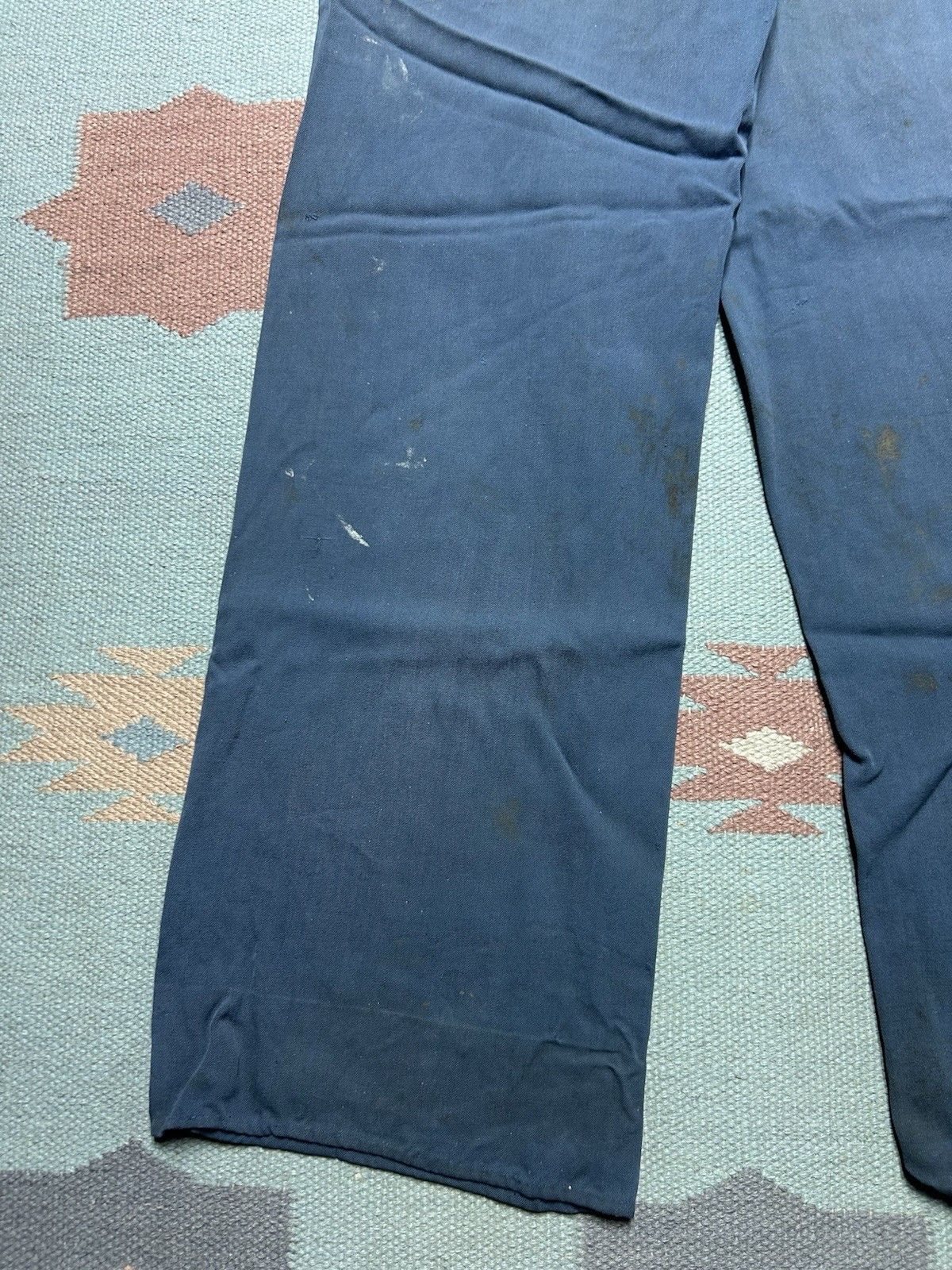 Vintage VTG 40s rayon gabardine slacks pleated paint distress 25x30 Size US 26 / EU 42 - 12 Thumbnail