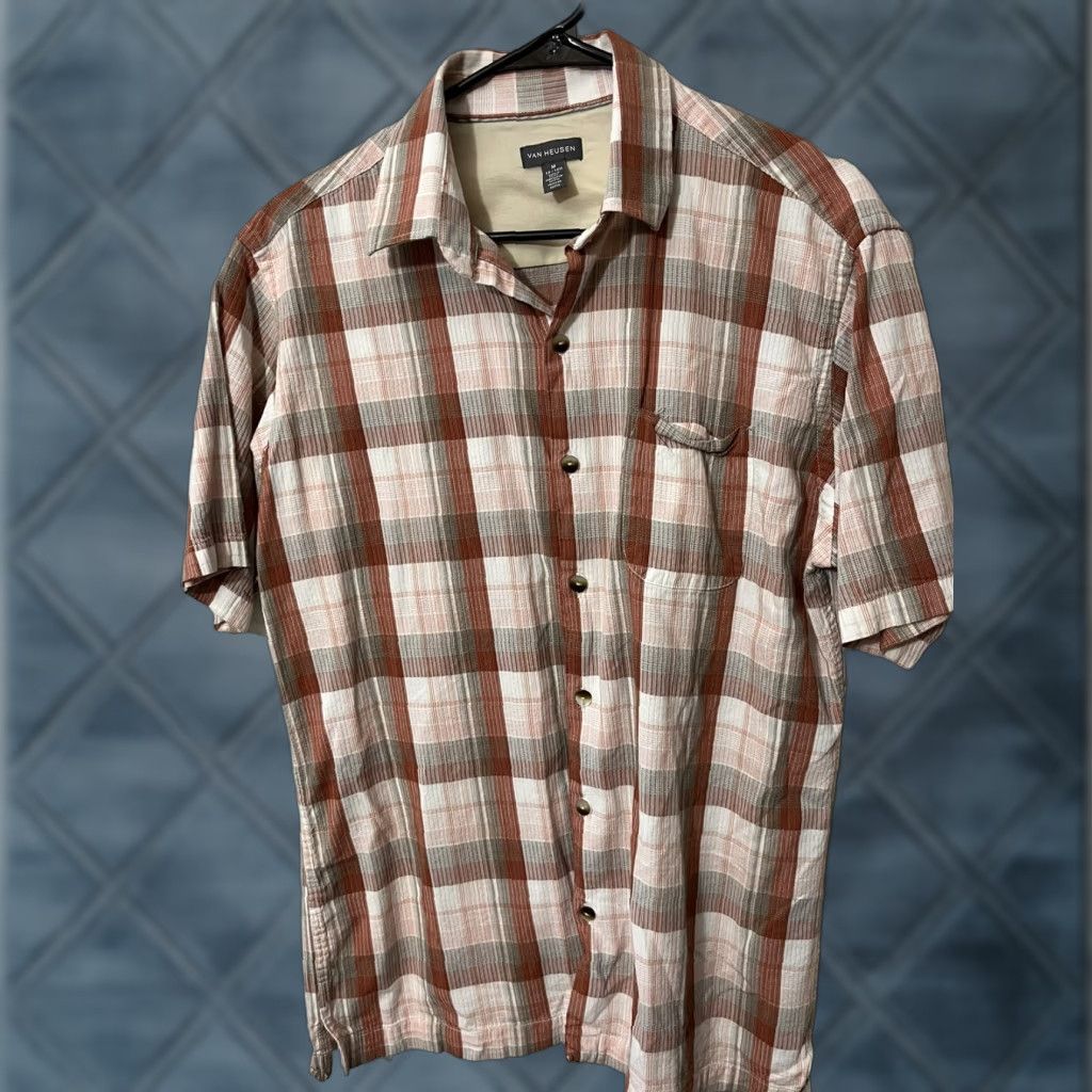 Van Heusen Van Heusen Short Sleeve Shirt Button-Up 60% Cotton 40% Rayon Size M Orange Plaid Classic Mens Regular Collared 15-15.5 Vintage No Iron Button Down Size US M / EU 48-50 / 2 - 1 Thumbnail