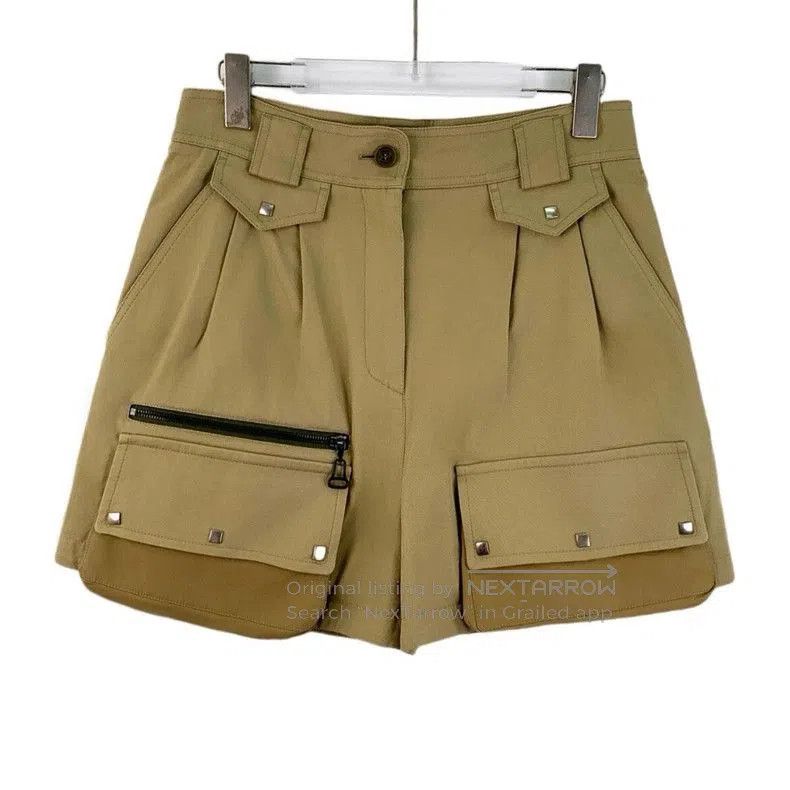 Louis Vuitton Louis Vuitton Brown Cargo Shorts 38. Size US 38 / EU 54 - 1 Thumbnail