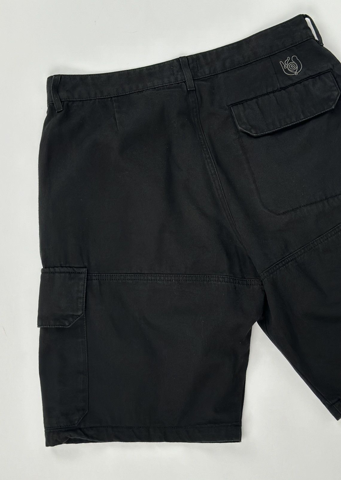 Loewe Loewe Cargo Multi-Pocket Short Embroidered Logo Size US 33 - 10 Thumbnail