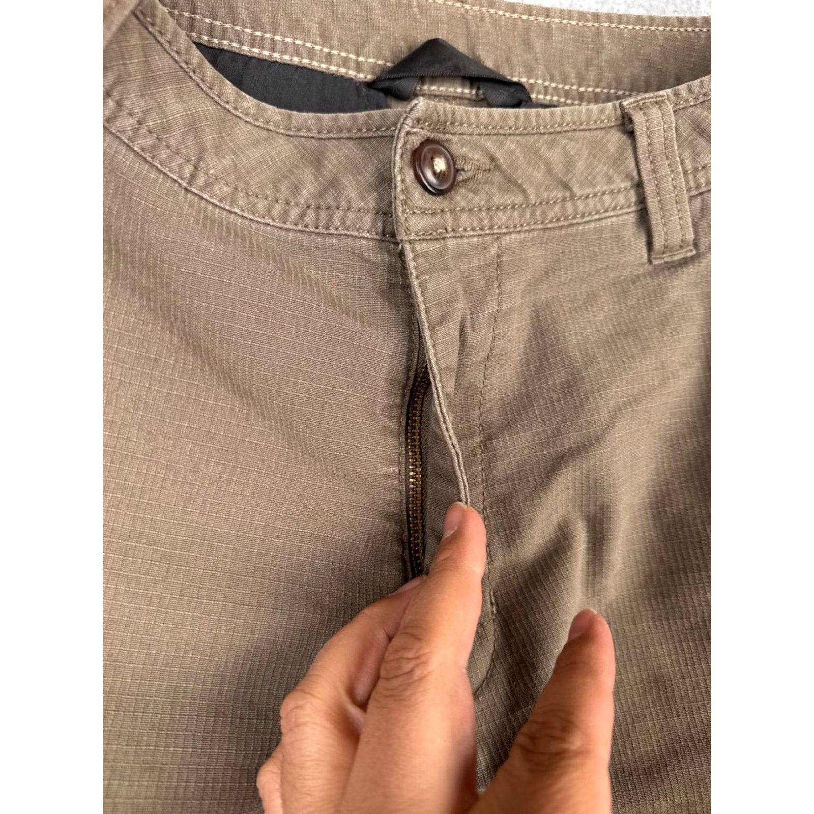 The North Face The North Face Shorts Mens 32 Brown Rip Stop Cargo Cotton Blend Hike Camp 32x9 Size US 32 / EU 48 - 5 Thumbnail
