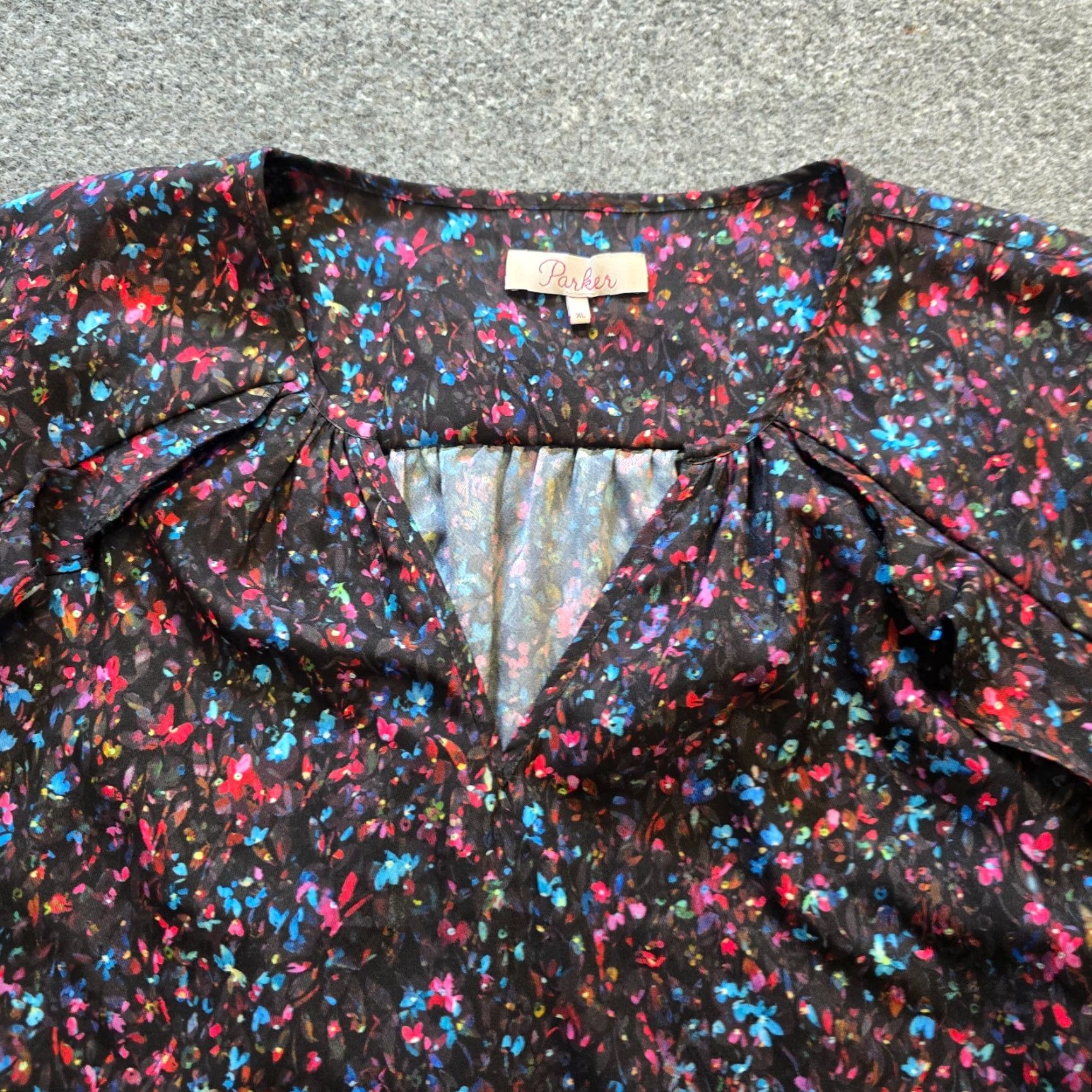 Parker Parker Top Womens XL Black Pink Floral V Neck Ruffle Flare Sleeves Casual Blouse Size XL / US 12-14 / IT 48-50 - 2 Thumbnail