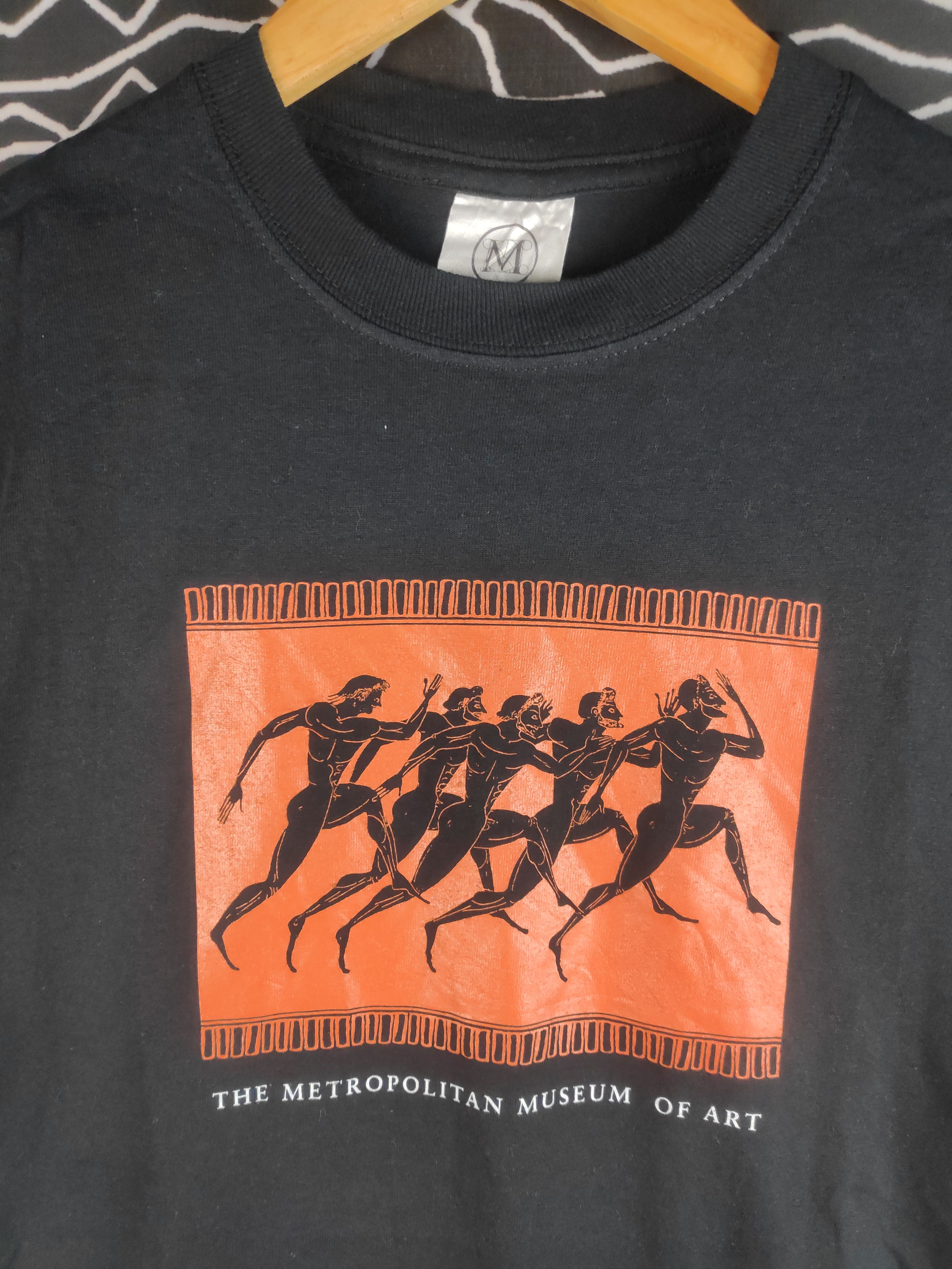 Vintage Vtg The MET Metropolitan Museum of African Tribal Art Tee Size US S / EU 44-46 / 1 - 3 Thumbnail
