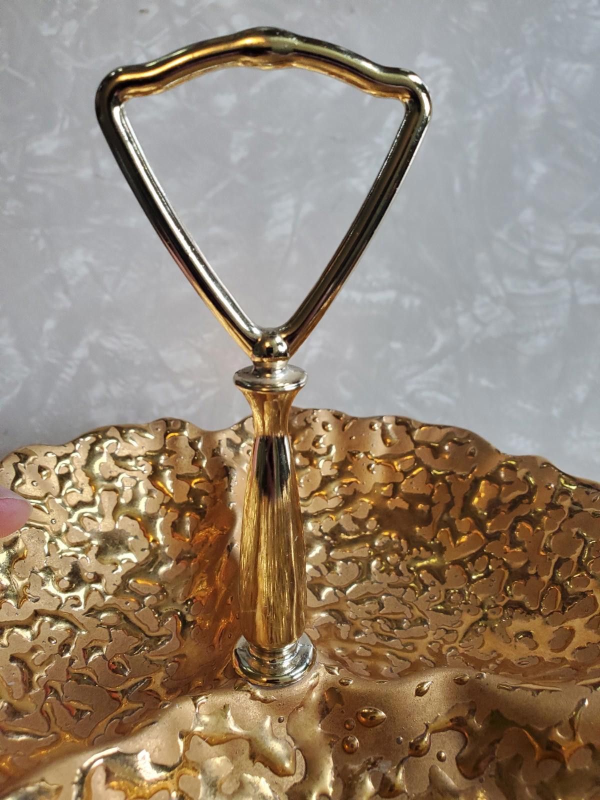 The Unbranded Brand Vintage Weeping Bright 22K Gold Divided Handled Dish MCM Size ONE SIZE - 3 Thumbnail