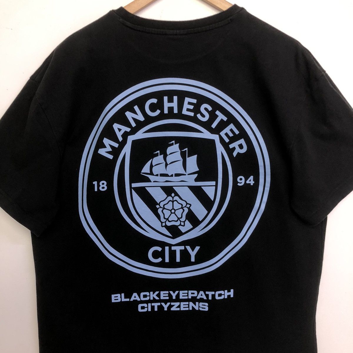 BlackEyePatch × Puma Manchester City X Puma The Black Eye Patch Backhitt Tshirt Size US M / EU 48-50 / 2 - 4 Thumbnail