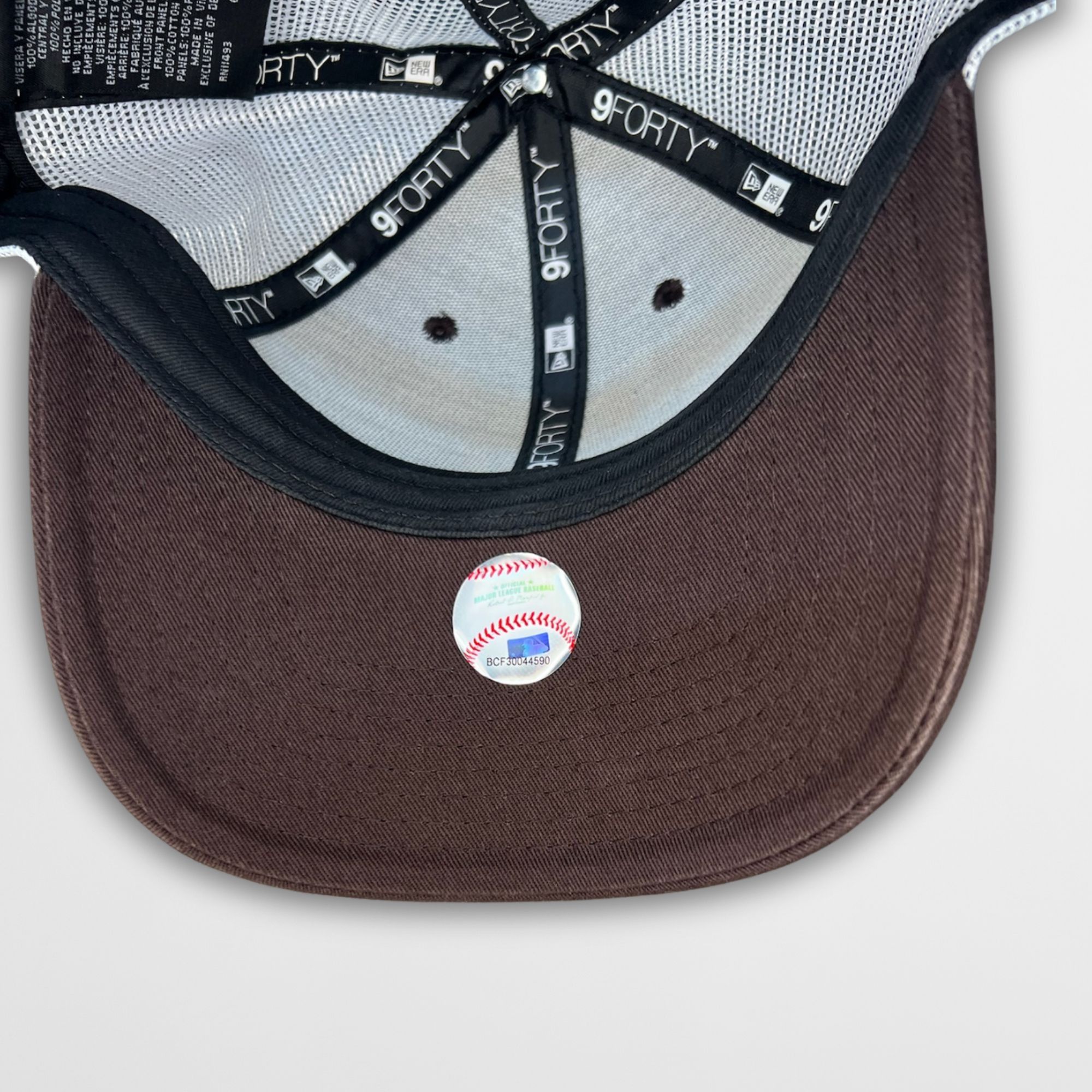 New Era San Diego Padres New Era Stripe Trucker 9Forty Snapback Hat Size ONE SIZE - 5 Thumbnail