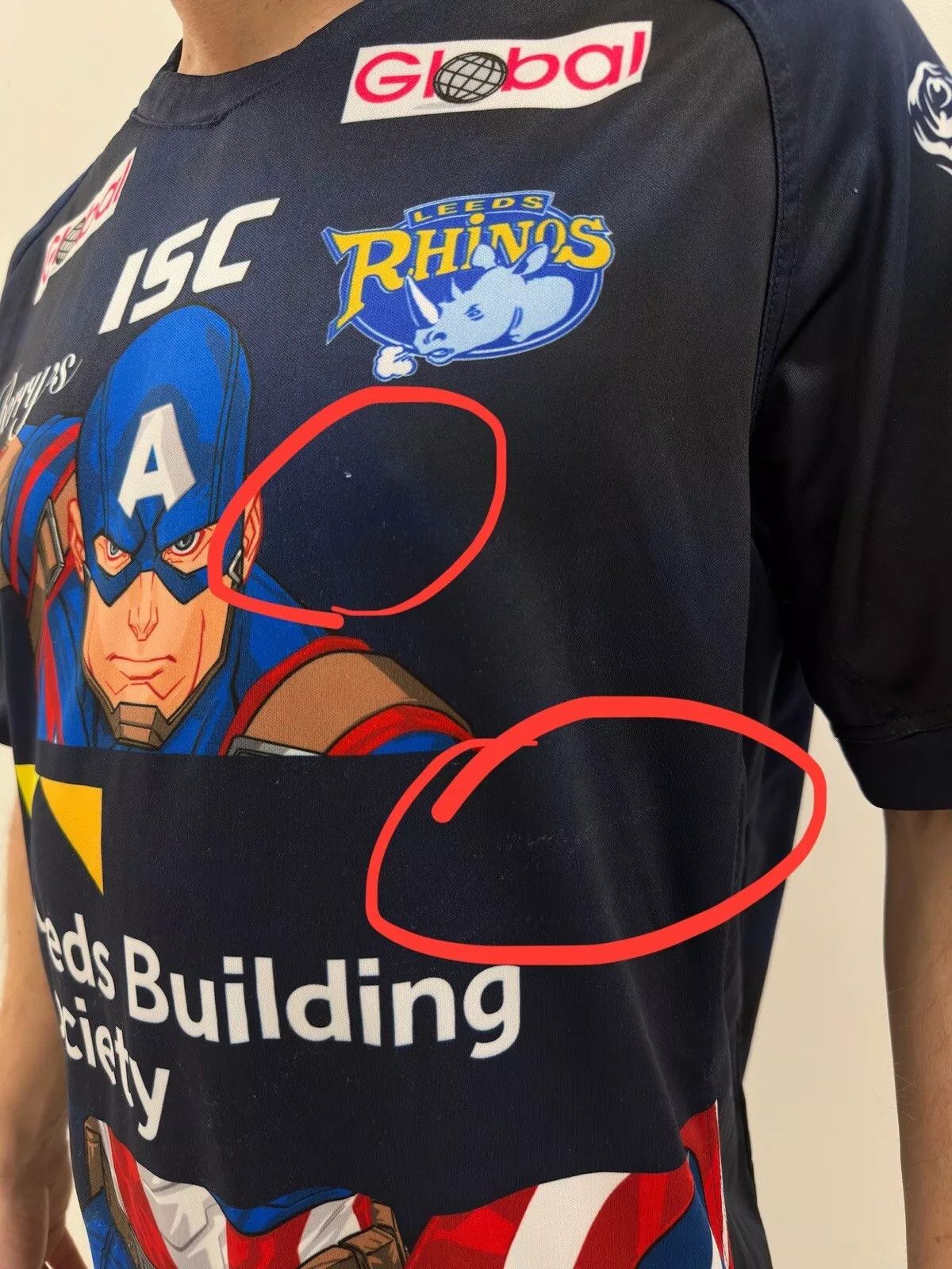Vintage Leeds Rhinos Rugby Jersey Captain America Shirt 2018 Men ISC Size US L / EU 52-54 / 3 - 6 Thumbnail