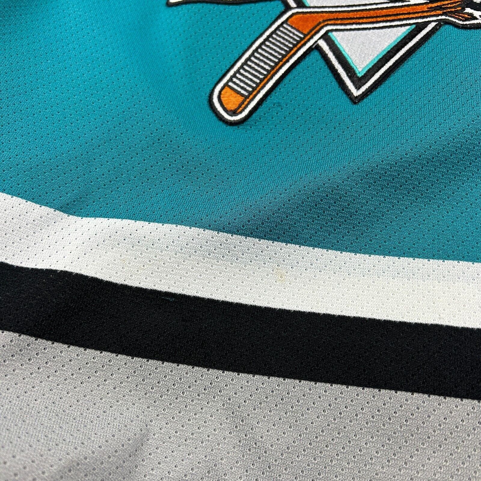 Ccm VINTAGE 90s | San Jose Sharks CCM Maska Hockey Jersey sz M Size US M / EU 48-50 / 2 - 4 Thumbnail