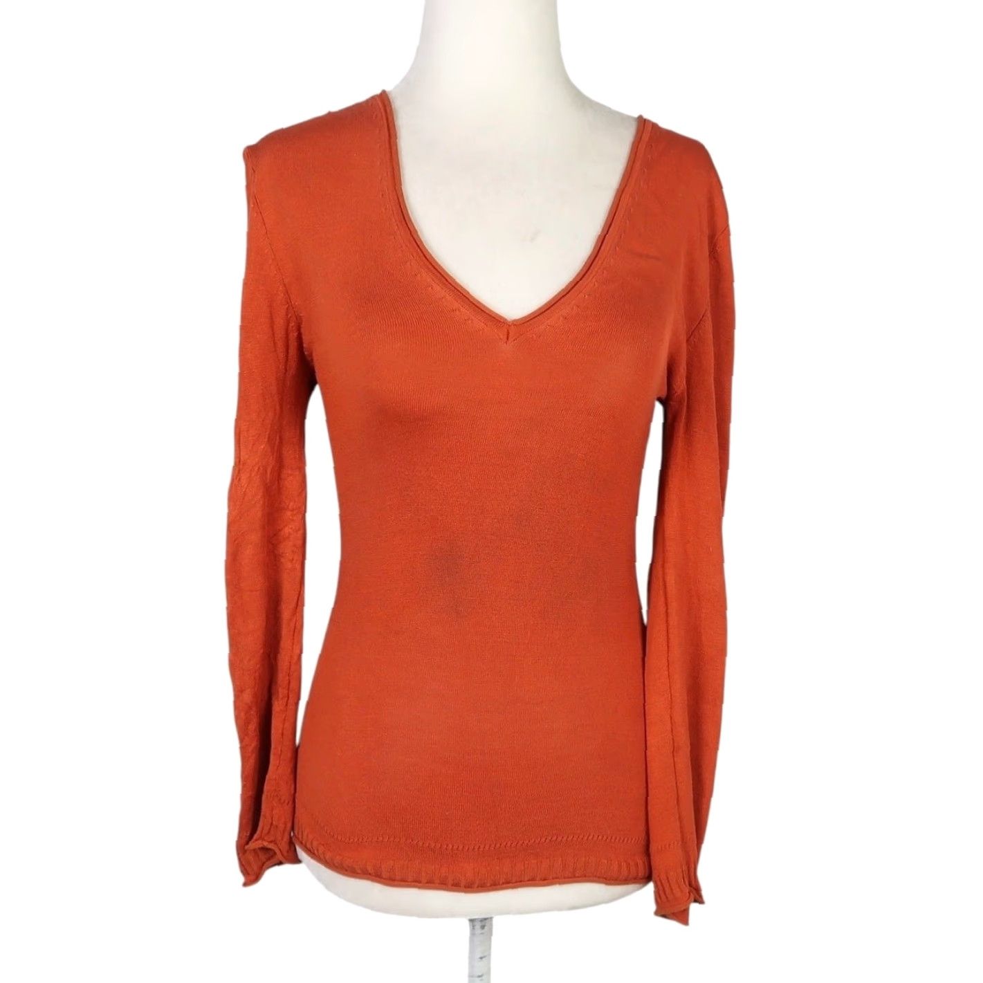 Vintage VINTAGE J.J. Basics Knit Sweater V-Neck Orange S Women Pullover Silky Burnt Orange 90s Size S / US 4 / IT 40 - 2 Thumbnail