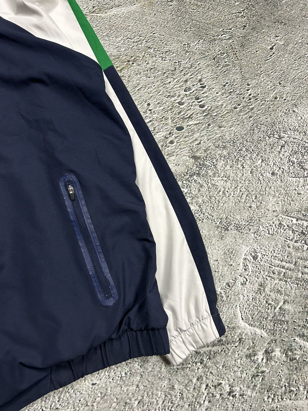 Lacoste Lacoste track suit vintage navy pants windbreaker small logo Size US XL / EU 56 / 4 - 4 Thumbnail