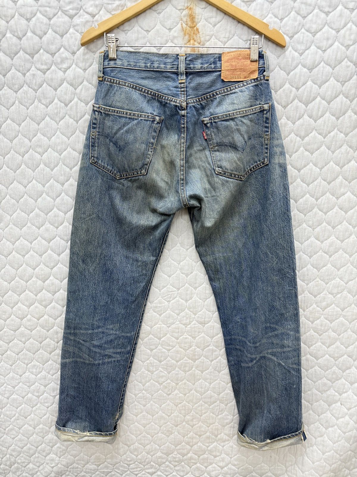 Levi's 🔥ARCHIVE VINTAGE LEVIS 501XX BIG E DISTRESSED SELVEDGE DENIM Size US 29 - 7 Thumbnail