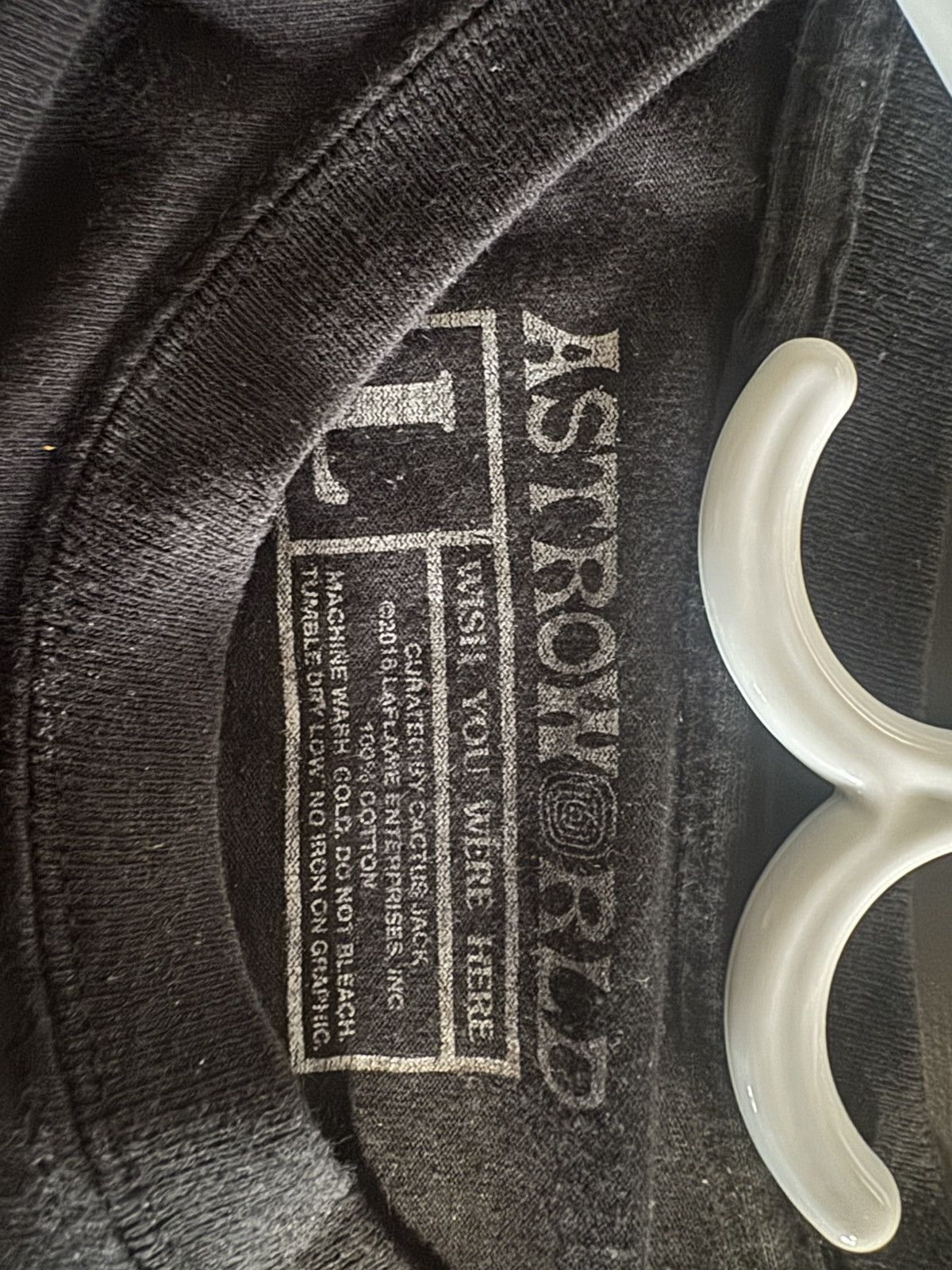 Travis Scott Astroworld LA forum exclusive Size US L / EU 52-54 / 3 - 3 Thumbnail