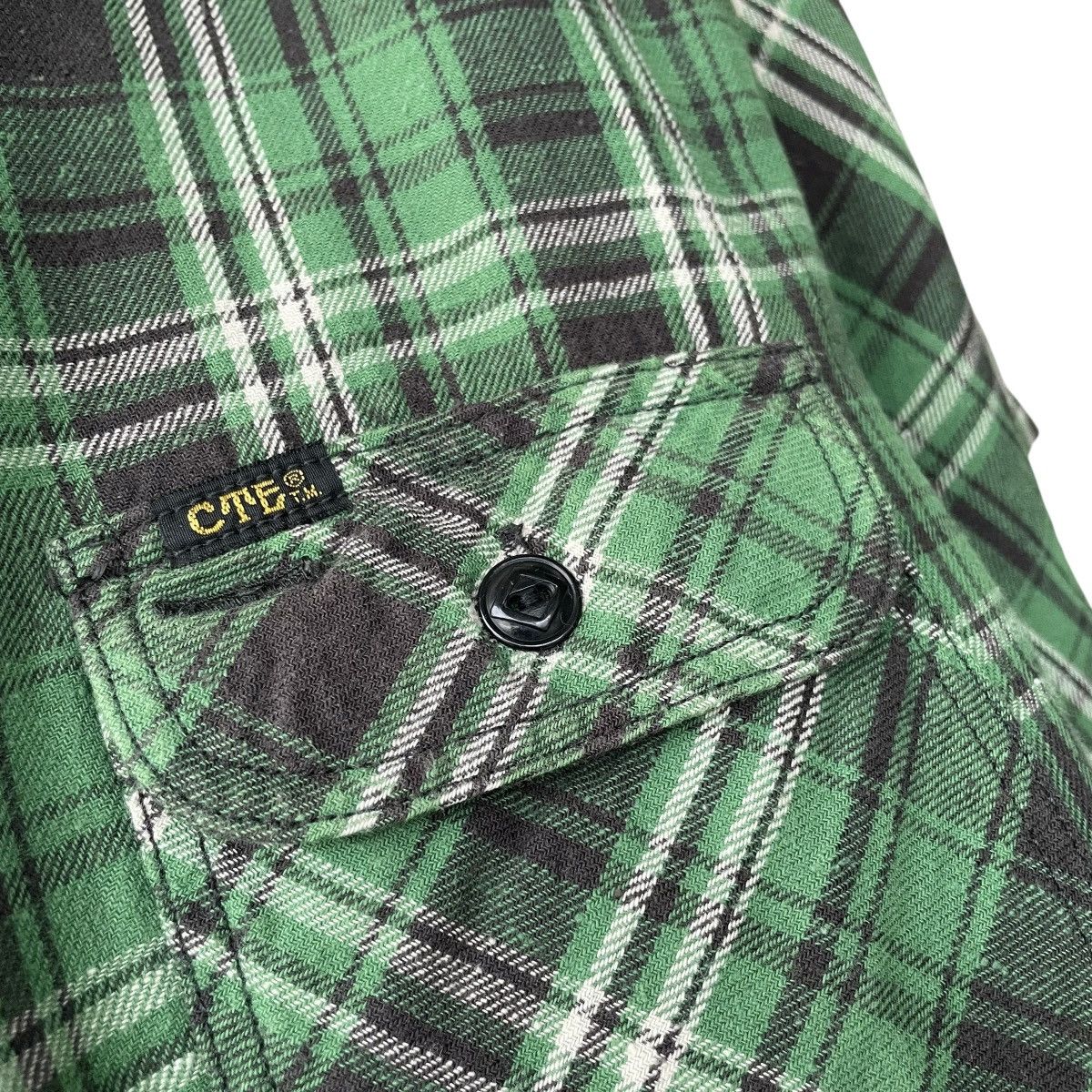 Japanese Brand Cootie Productions Japan Short Sleeve Work Shirt Size US M / EU 48-50 / 2 - 4 Thumbnail