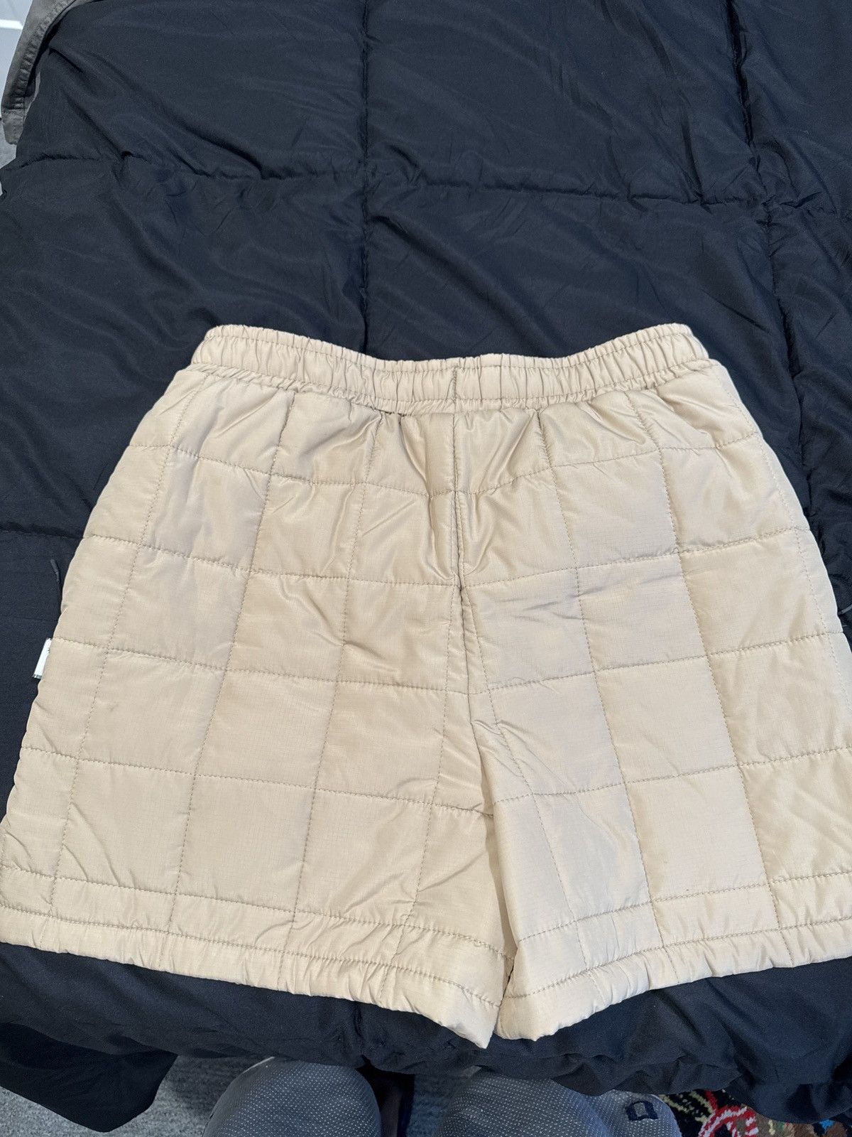Rains Rains Shorts Size US 32 / EU 48 - 2 Thumbnail