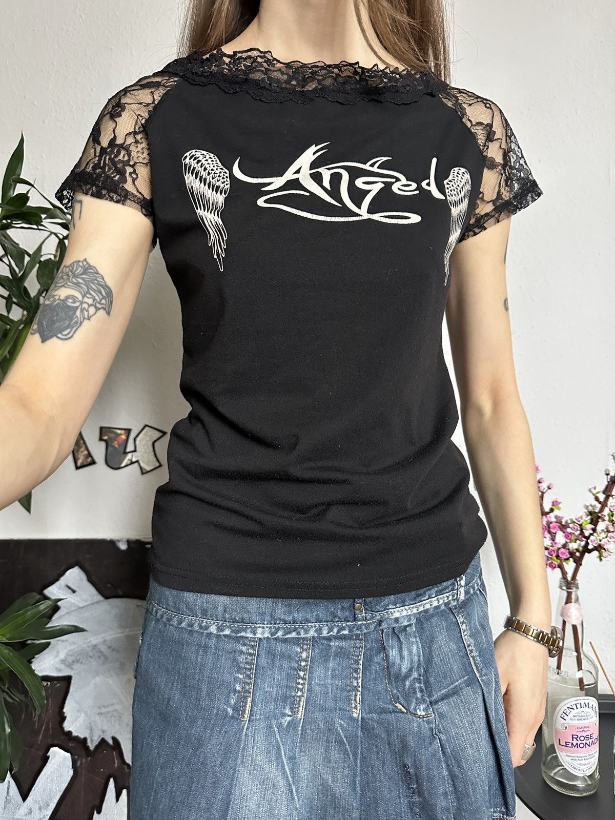 Affliction Punky Sexy Lace Angel Wings Printed Cut out T-Shirt Size ONE SIZE - 6 Thumbnail