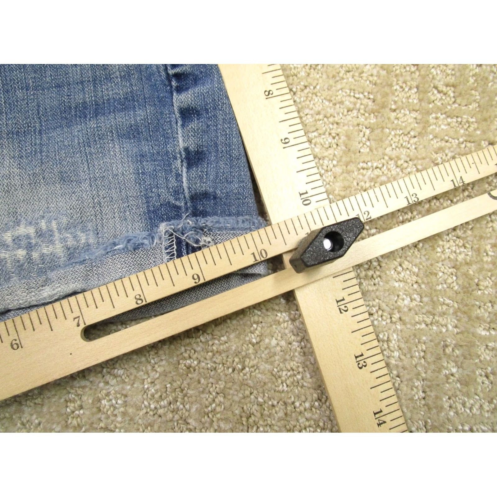 Vintage BKE Shorts 28 Blue Mid Rise Distressed Cut Off Booty Light Wash Denim Women Shorts 28 Size 28" / US 6 / IT 42 - 6 Thumbnail