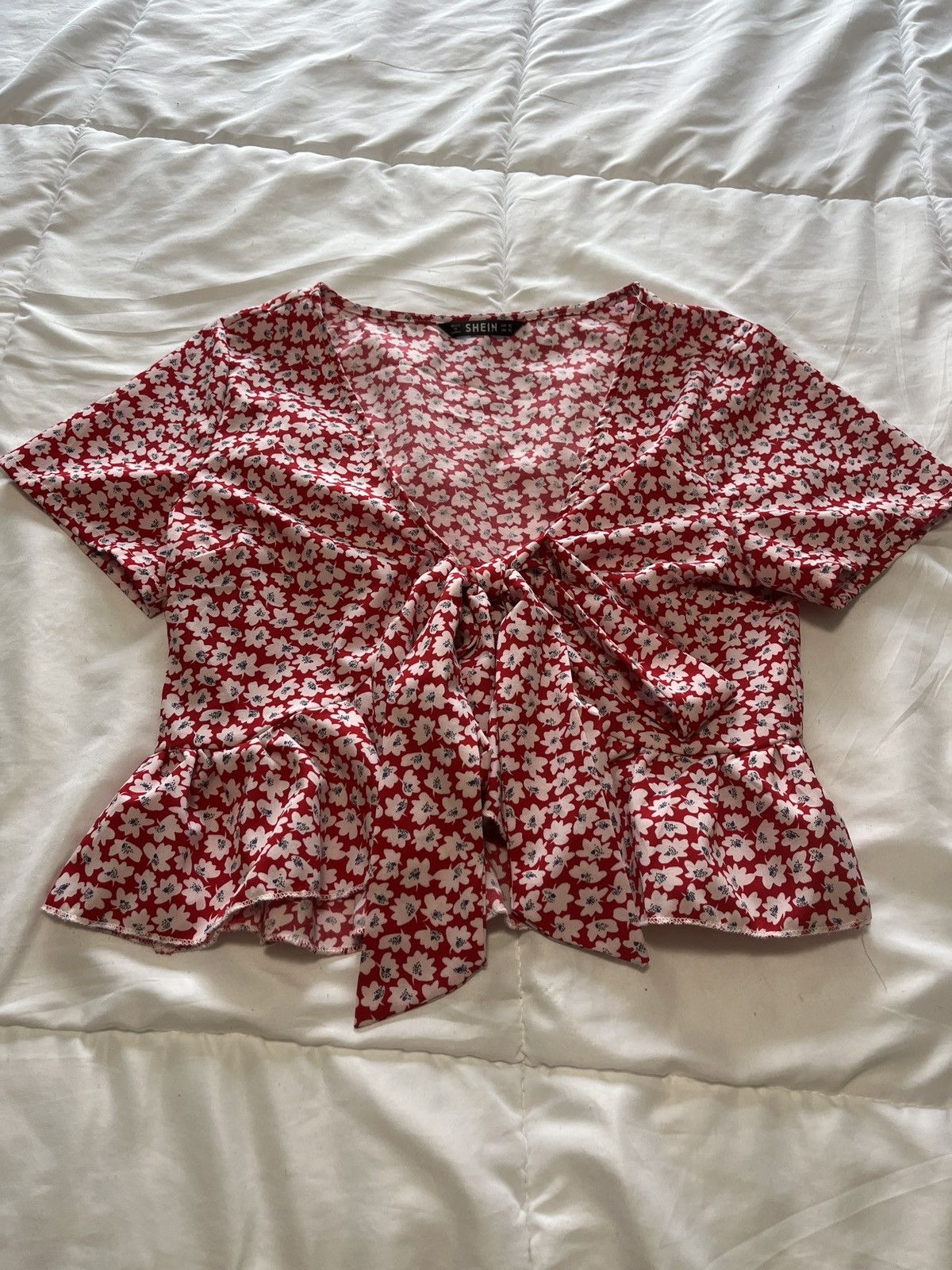 Shein red floral top Size S / US 4 / IT 40 - 1 Thumbnail