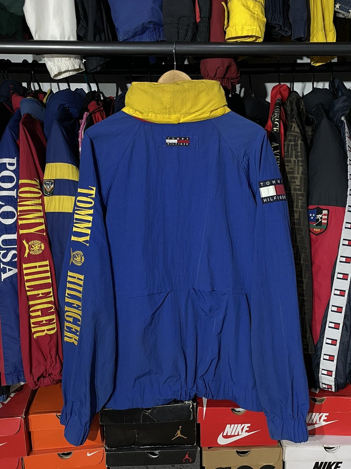 Tommy Hilfiger × Vintage Jacket Tommy Hilfiger Spell Out 90’s Vintage Size US XL / EU 56 / 4 - 12 Thumbnail