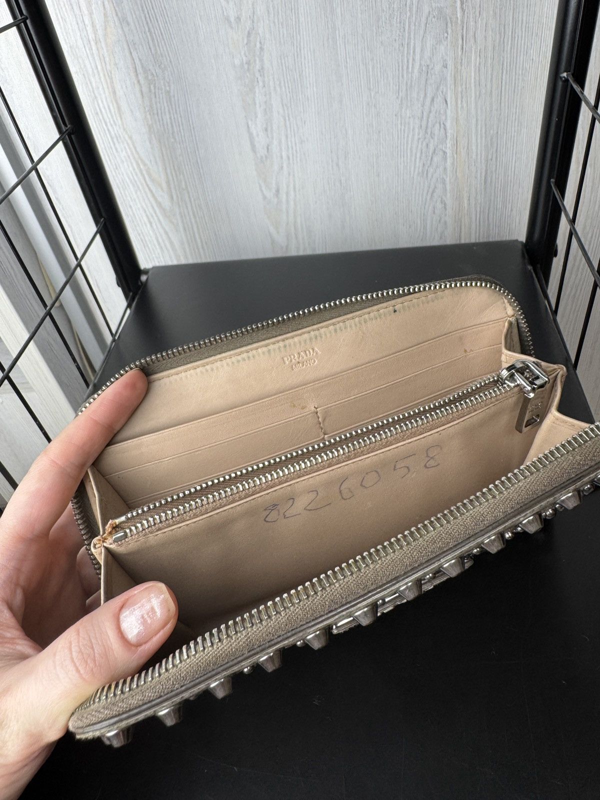 Prada PRADA WALLET STUDDED PURSE GRAY CARDS STUDDED WALLET Grey Size ONE SIZE - 15 Thumbnail