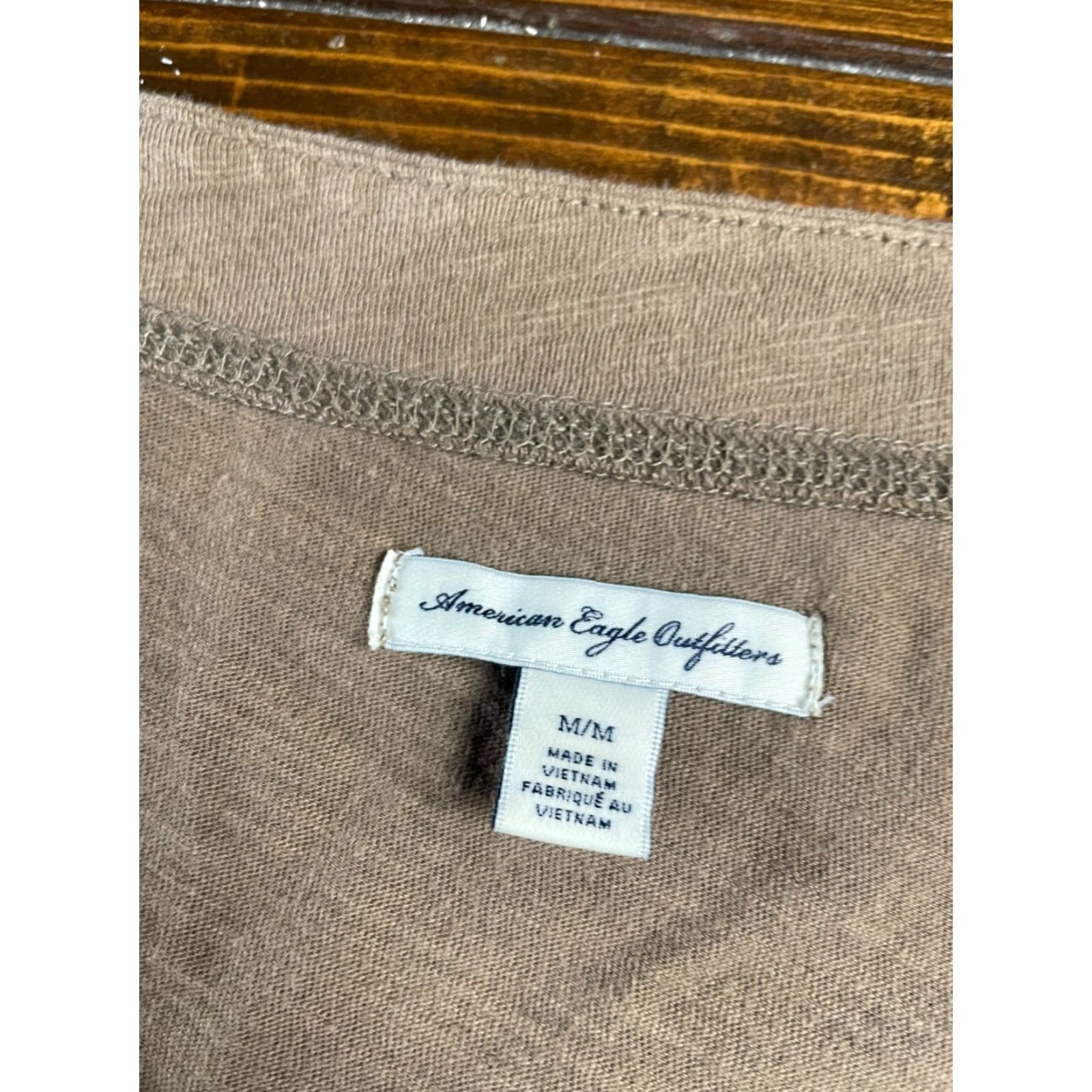 American Eagle Outfitters American Eagle Outfitters Shirt Womens Medium Brown Metal Detail Size M / US 6-8 / IT 42-44 - 7 Thumbnail