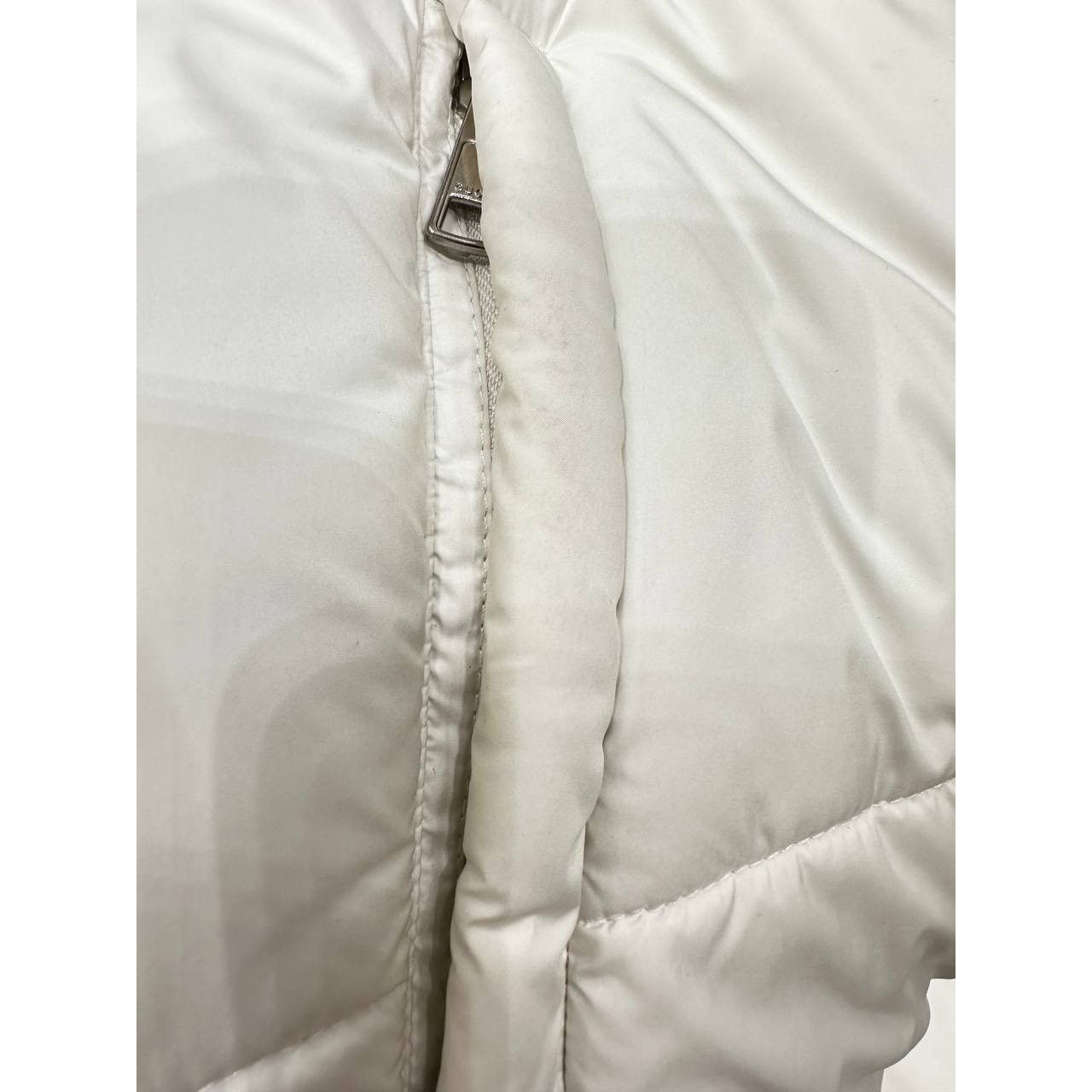 Gucci Gucci White Rose Collar Vest Puffer Jacket - Size 42 Size M / US 6-8 / IT 42-44 - 10 Thumbnail