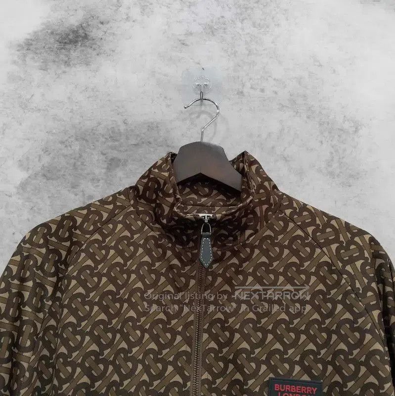 Burberry Burberry Brown Polyester Long Sleeve Jacket. Size US S / EU 44-46 / 1 - 3 Thumbnail