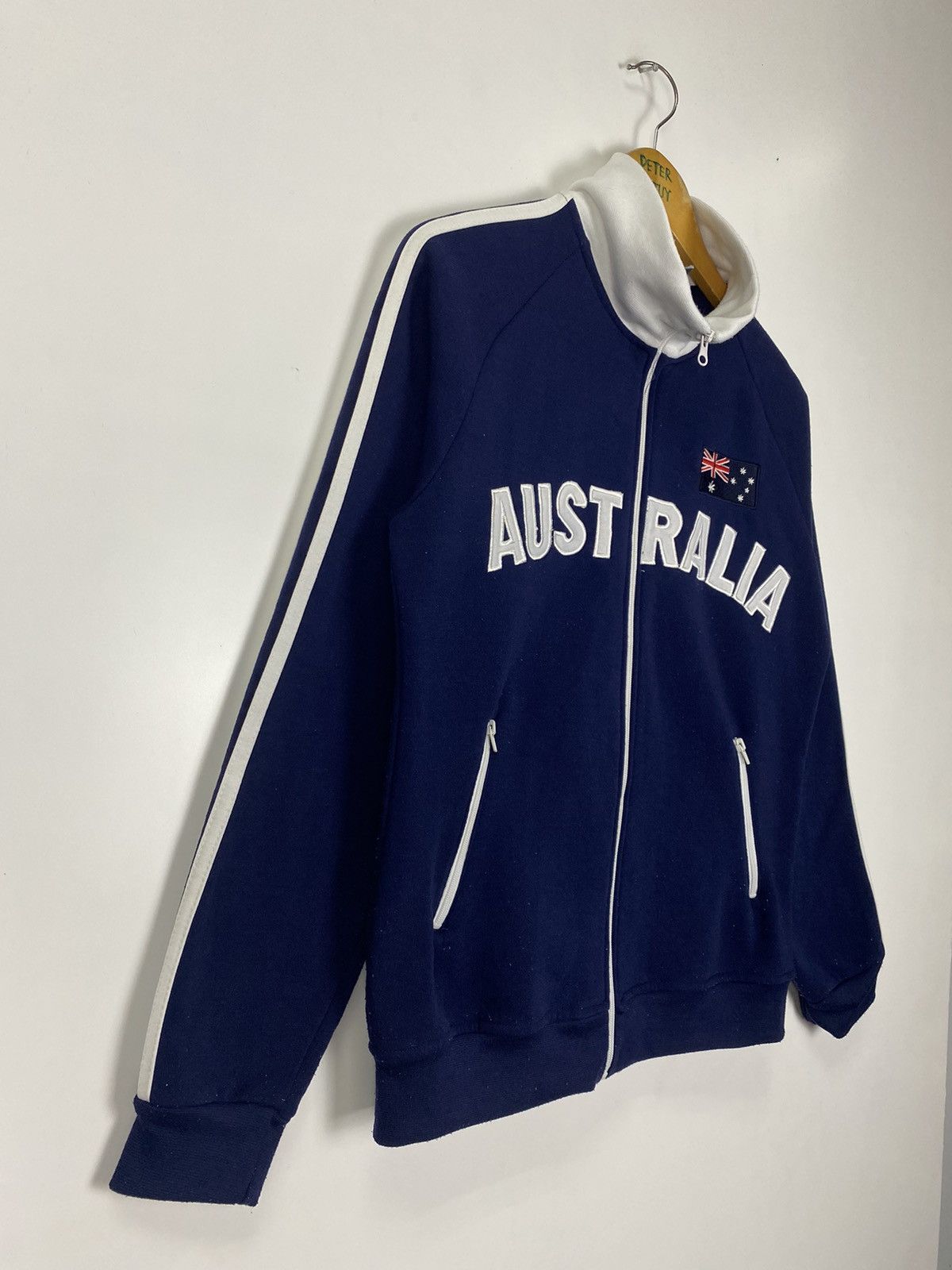 Man Made In Australia × Vintage Vintage 90s Australia Sweater Size US M / EU 48-50 / 2 - 5 Thumbnail