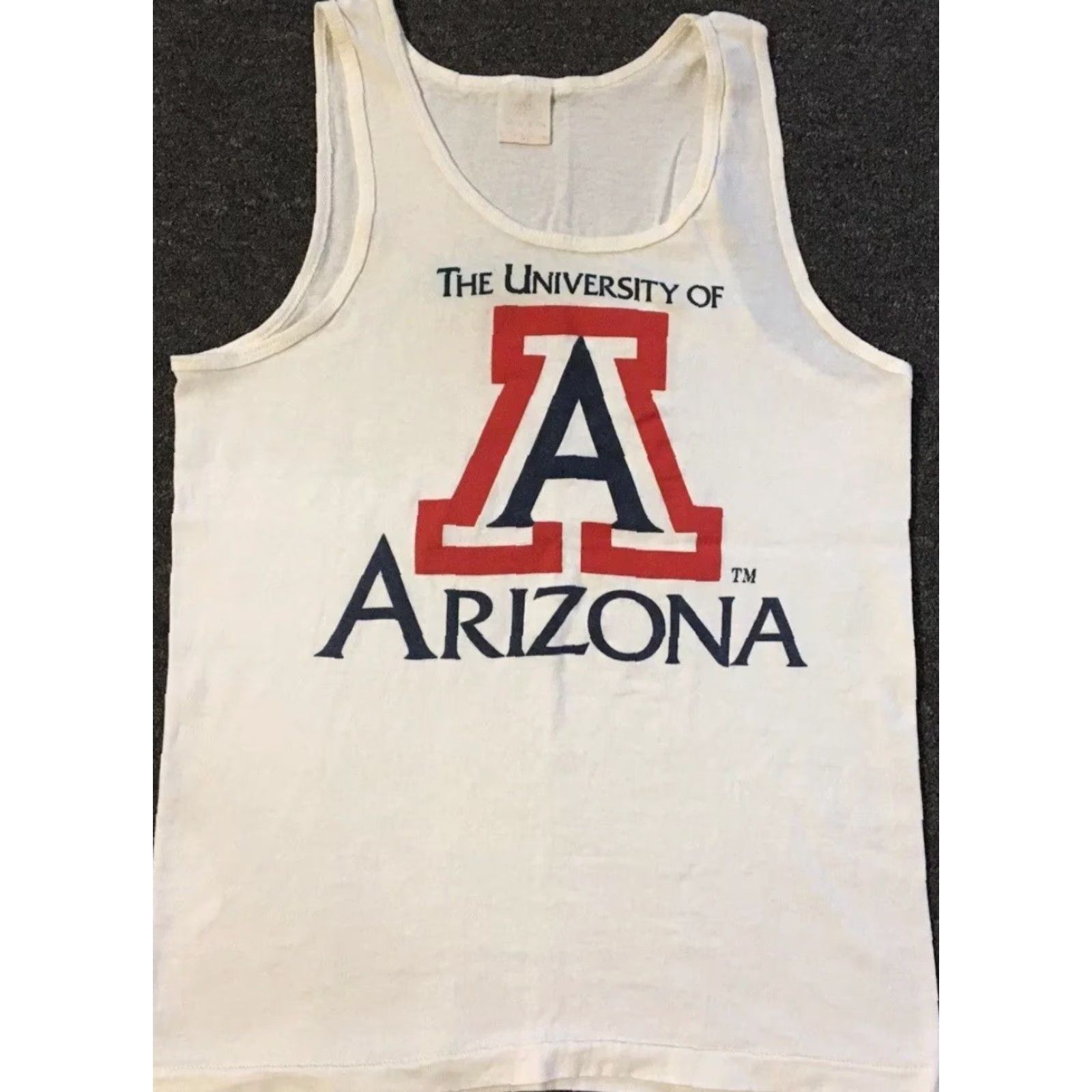 Vintage VINTAGE 80s University Of Arizona Faded Tank Top S Wildcats College Track Grunge 90s Shirt Men Small White Single Stitch USA University Tape? Size US S / EU 44-46 / 1 - 2 Thumbnail