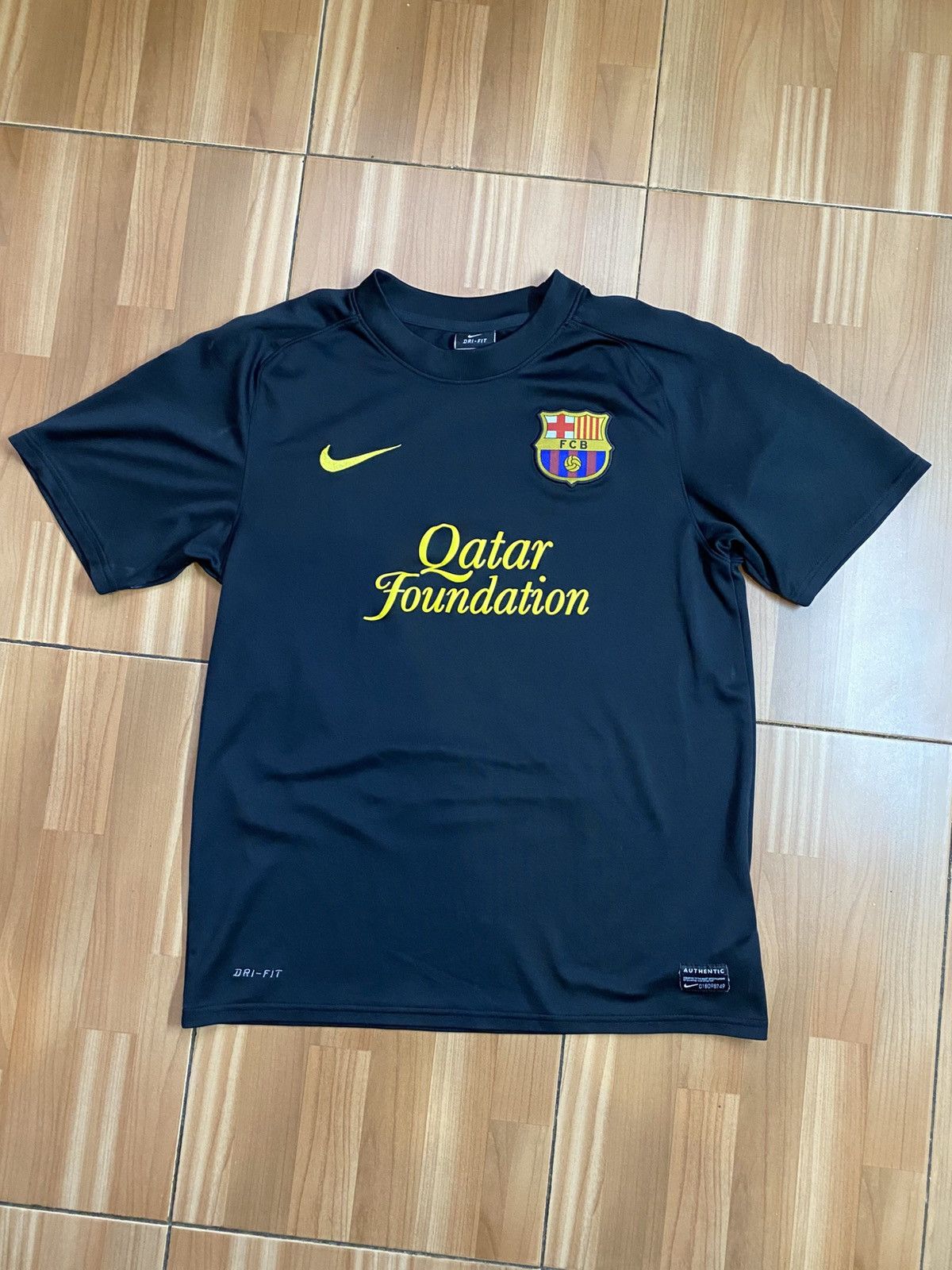 Nike 11/12 Nike Barcelona No.4 Cesc fabregas | Grailed