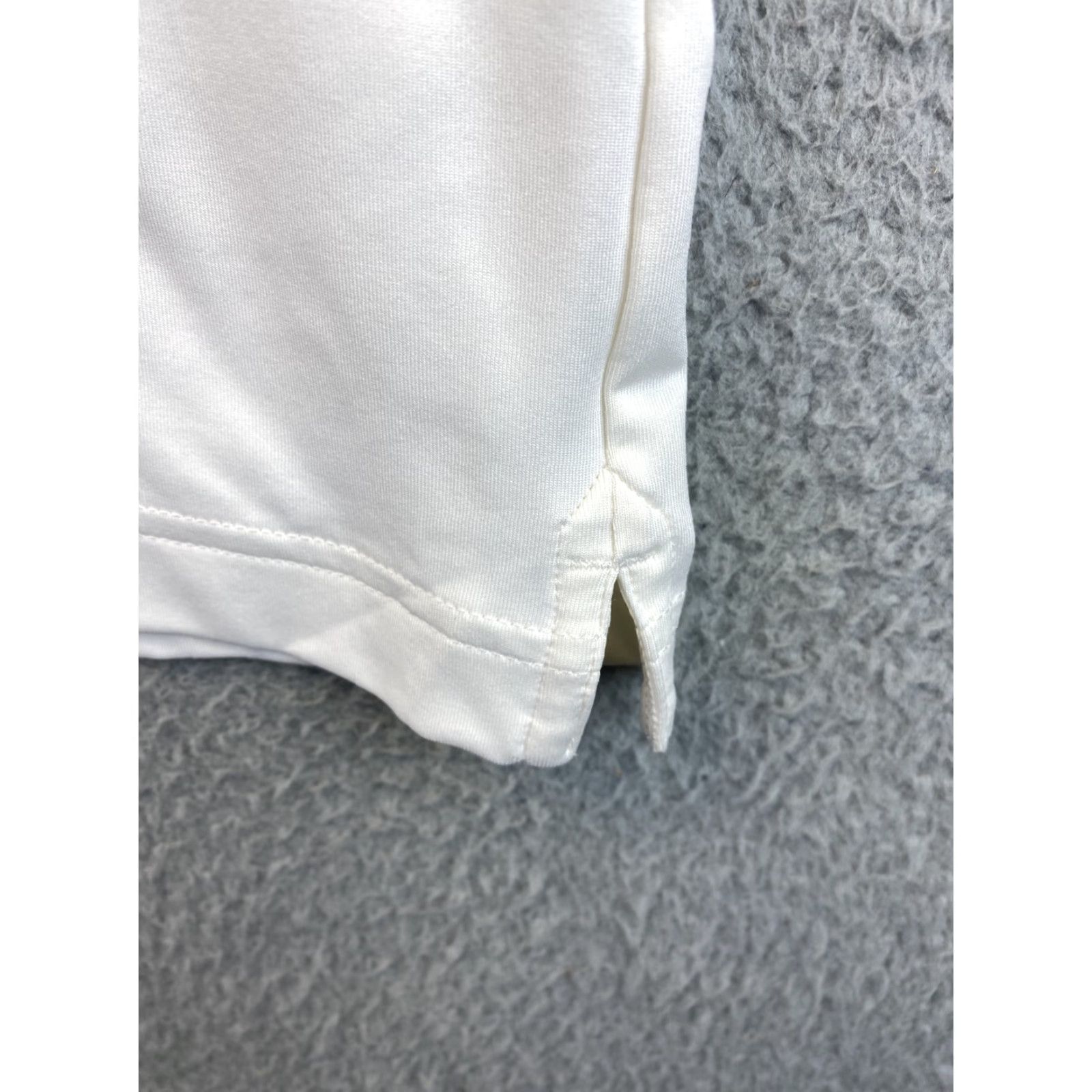 Under Armour Under Armour Loose Heatgear Mens Polo Golf Shirt Gray White Soft Polo Shirt 90-22 Size US M / EU 48-50 / 2 - 7 Thumbnail