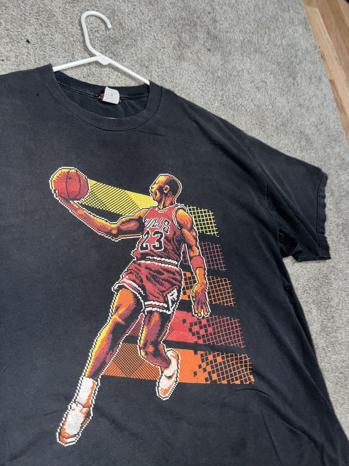 Other Vintage Freshnes Pixelated 90s MJ Tshirt 2XL Michael Jordan Size US XXL / EU 58 / 5 - 1 Thumbnail