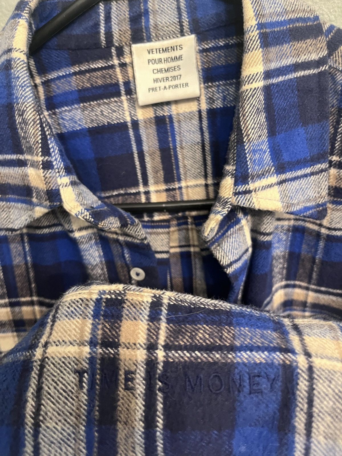 Vetements AW17 “Time Is Money” Elongated Sleeve Flannel | Grailed