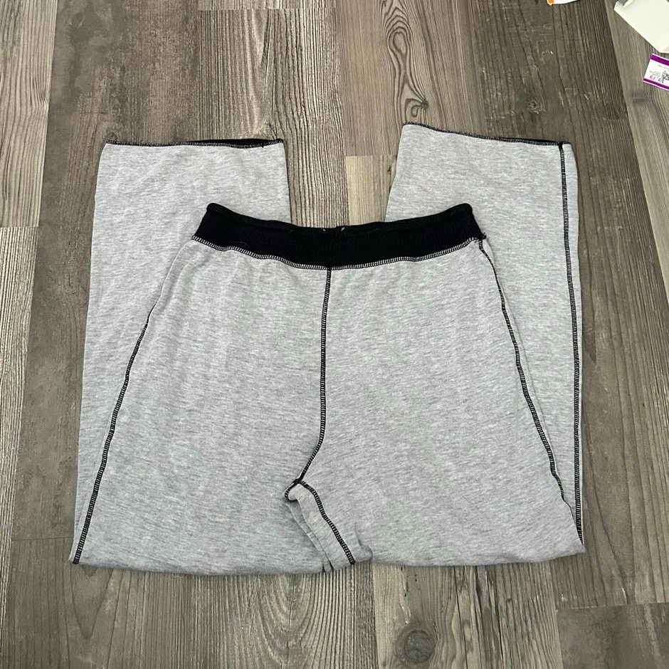 Croft & Barrow croft&barrow grey black contrast stitch sweatpants Size 28" / US 6 / IT 42 - 1 Thumbnail