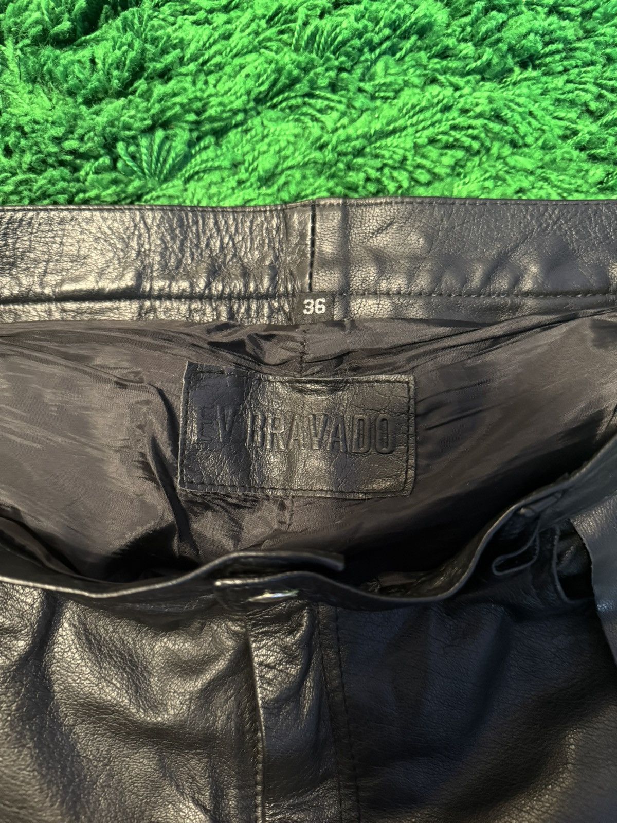 Ev Bravado Ev bravado bondage leather pants Size US 36 / EU 52 - 2 Thumbnail