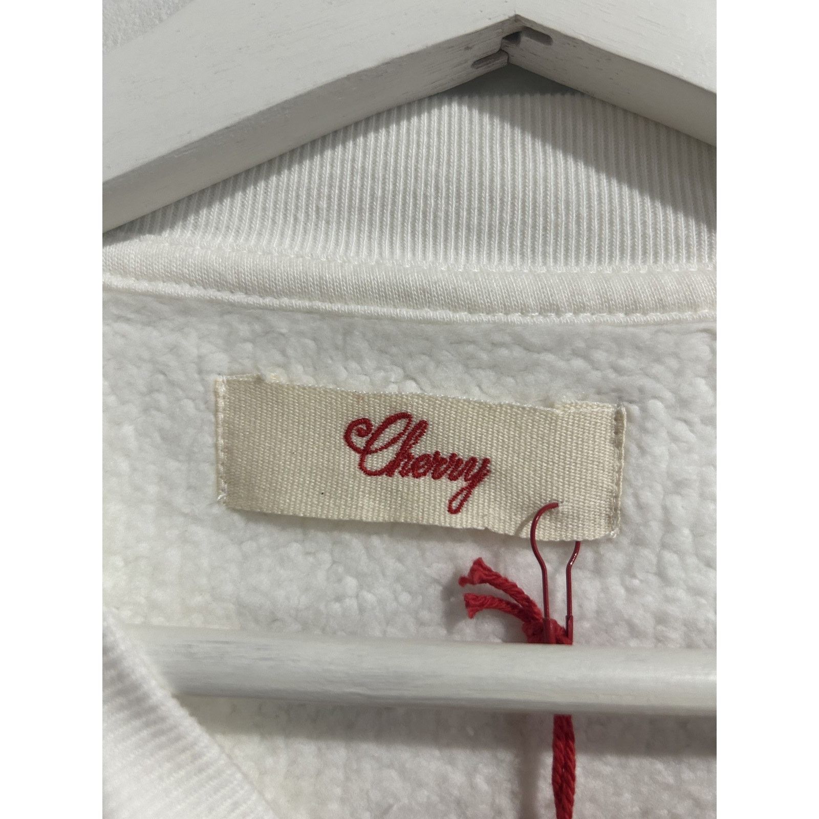 Cherry LA CHERRY AMERICAN WHITE CREWNECK SWEATSHIRT SIZE XL NEW Size US XL / EU 56 / 4 - 6 Thumbnail