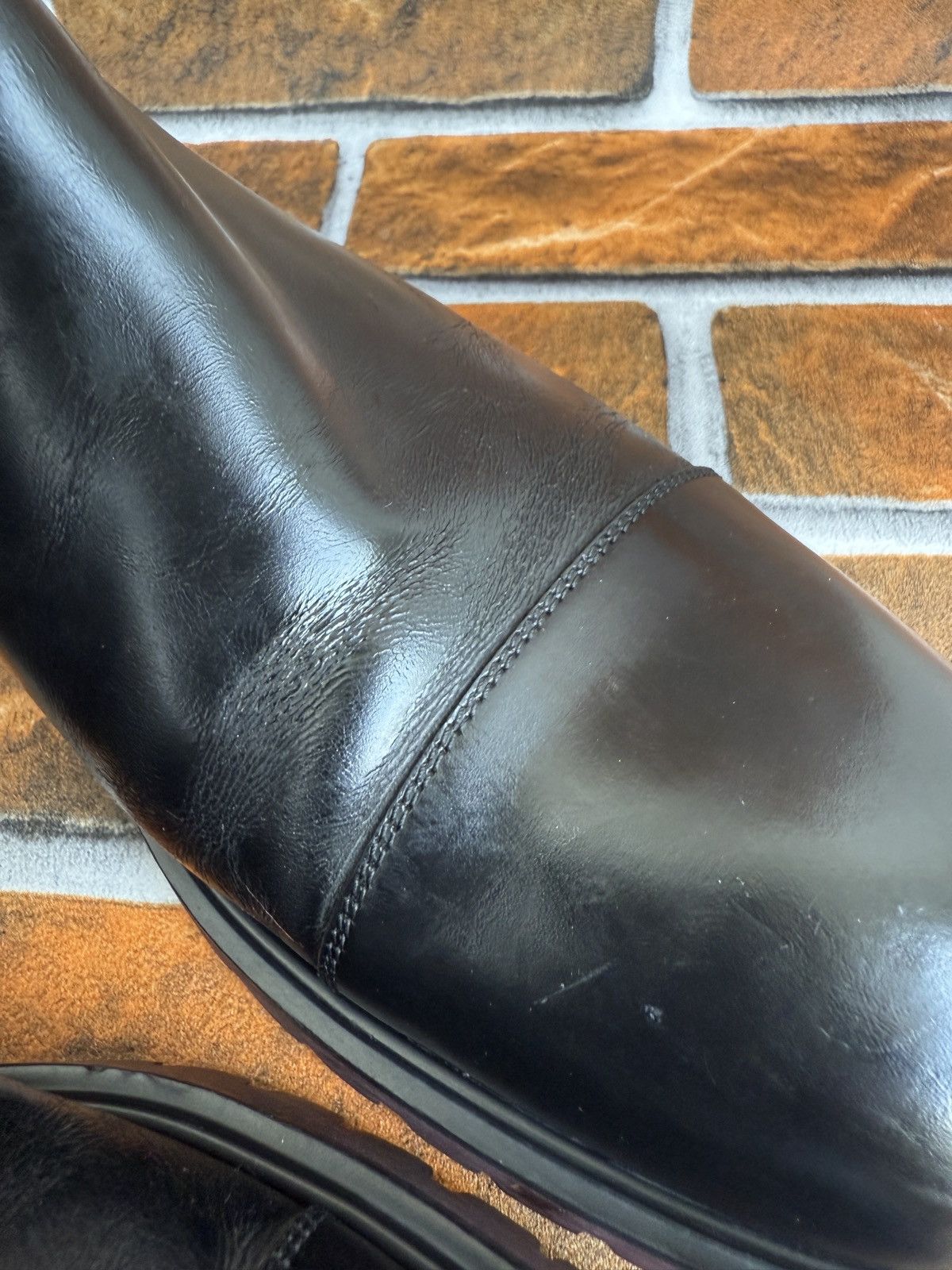 Louis Vuitton 🔥🔥 officer Chelsea boots Size US 8.5 / EU 41-42 - 8 Thumbnail
