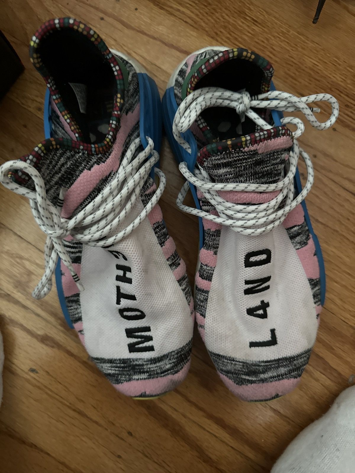 Adidas human races size 10.5 Size US 10.5 / EU 43-44 - 6 Thumbnail