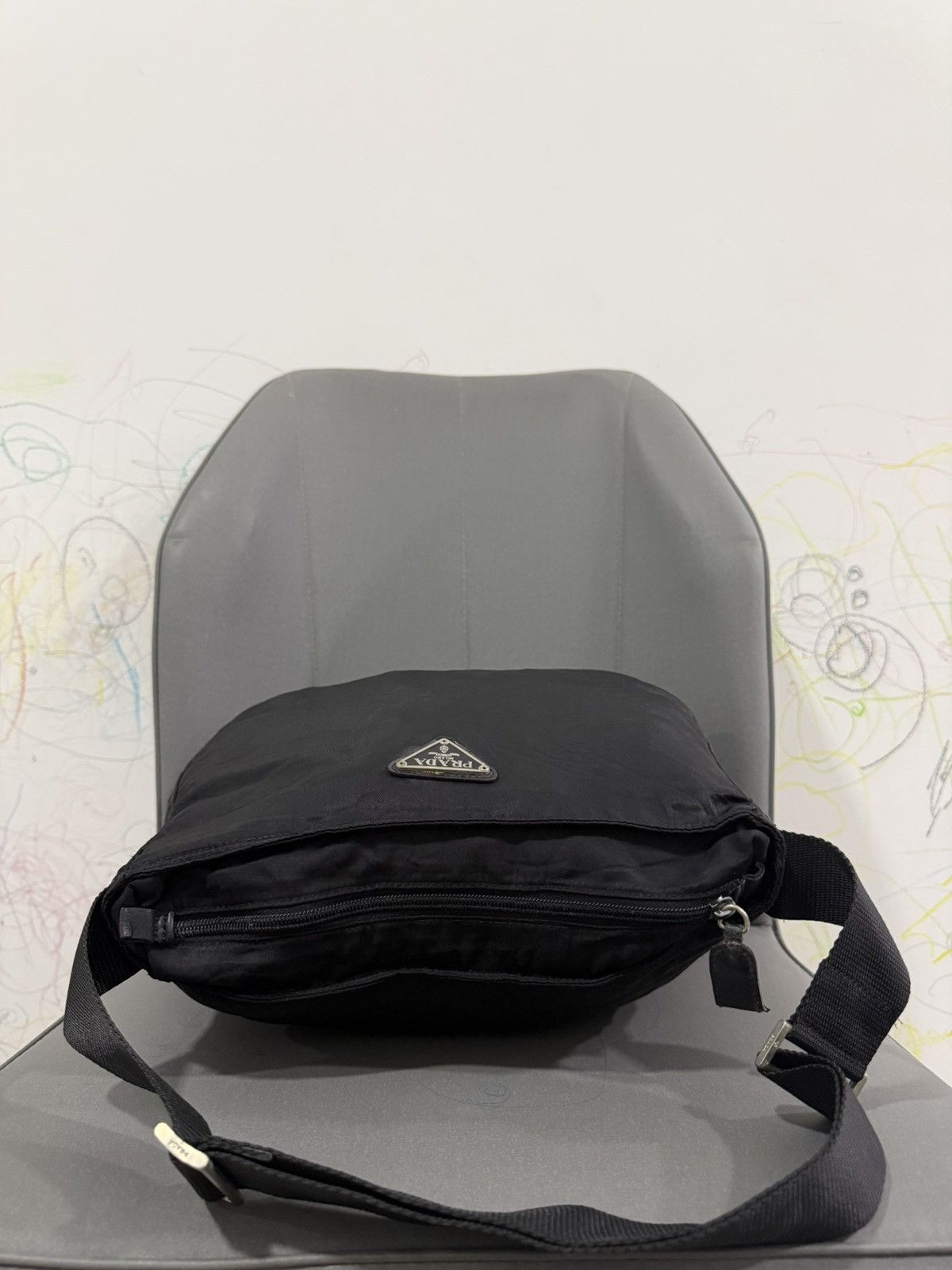 Prada Vintage Prada Black Medium Sling Shoulder Nylon Bag Size ONE SIZE - 6 Thumbnail