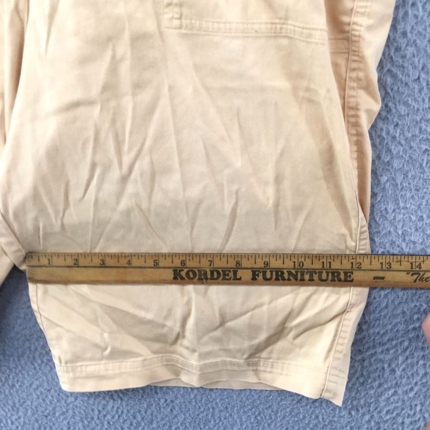 Vintage Chicos Chino Shorts Mens 41 Yellow Flat Front Mid Rise Pockets Zip Fly Casual Size US 41 - 5 Thumbnail