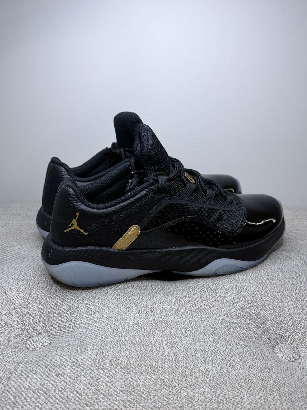 Jordan Brand Nike Air Jordan 11 CMFT Low DO0613-007 Mens Sz 8.5 Size US 8.5 / EU 41-42 - 5 Thumbnail