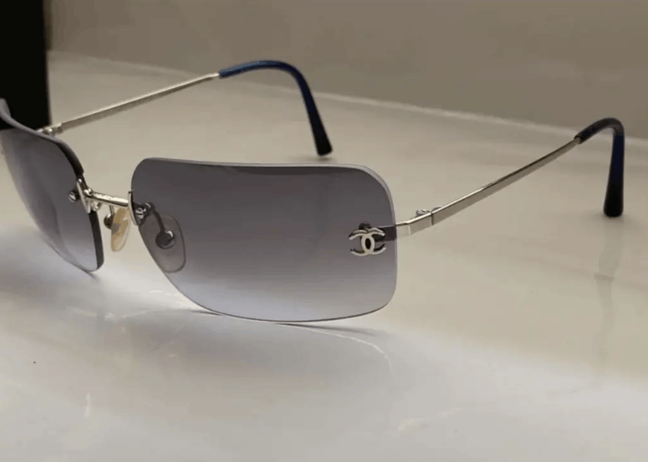Chanel Chanel Sunglasses 4017 CC Rhinestone Logo Rimless Vintage Size ONE SIZE - 3 Thumbnail